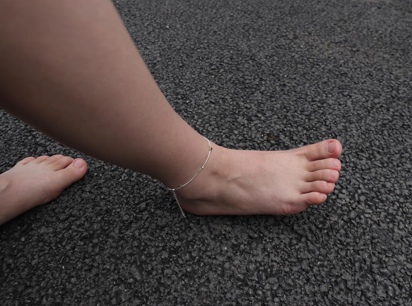 图片[84]-Pary摄影 NO.008 新模琳琳从运动鞋里拿出来的原味小白脚[153P] – 速更版-美库