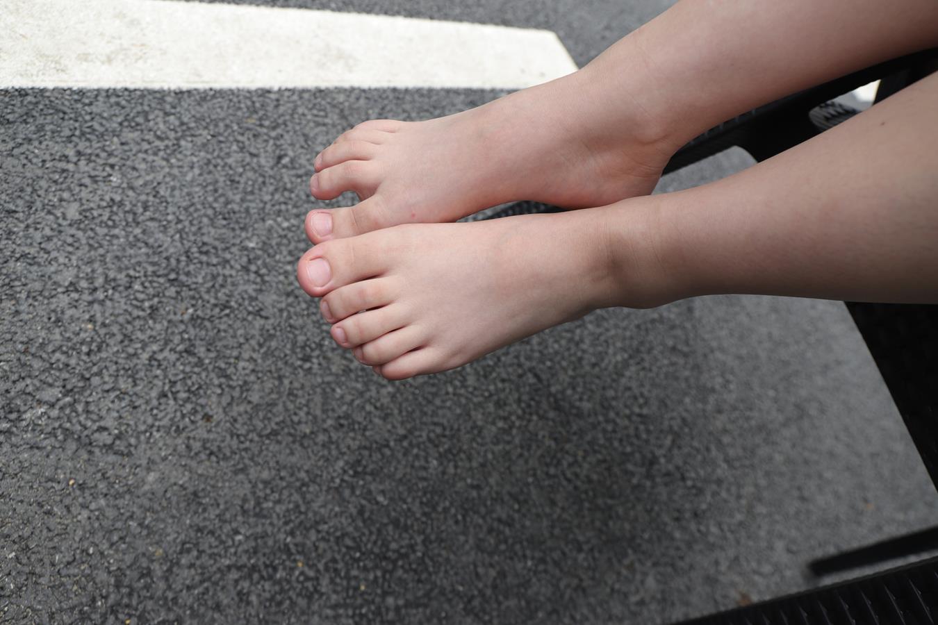 图片[122]-Pary摄影 NO.008 新模琳琳从运动鞋里拿出来的原味小白脚[153P] – 速更版-美库