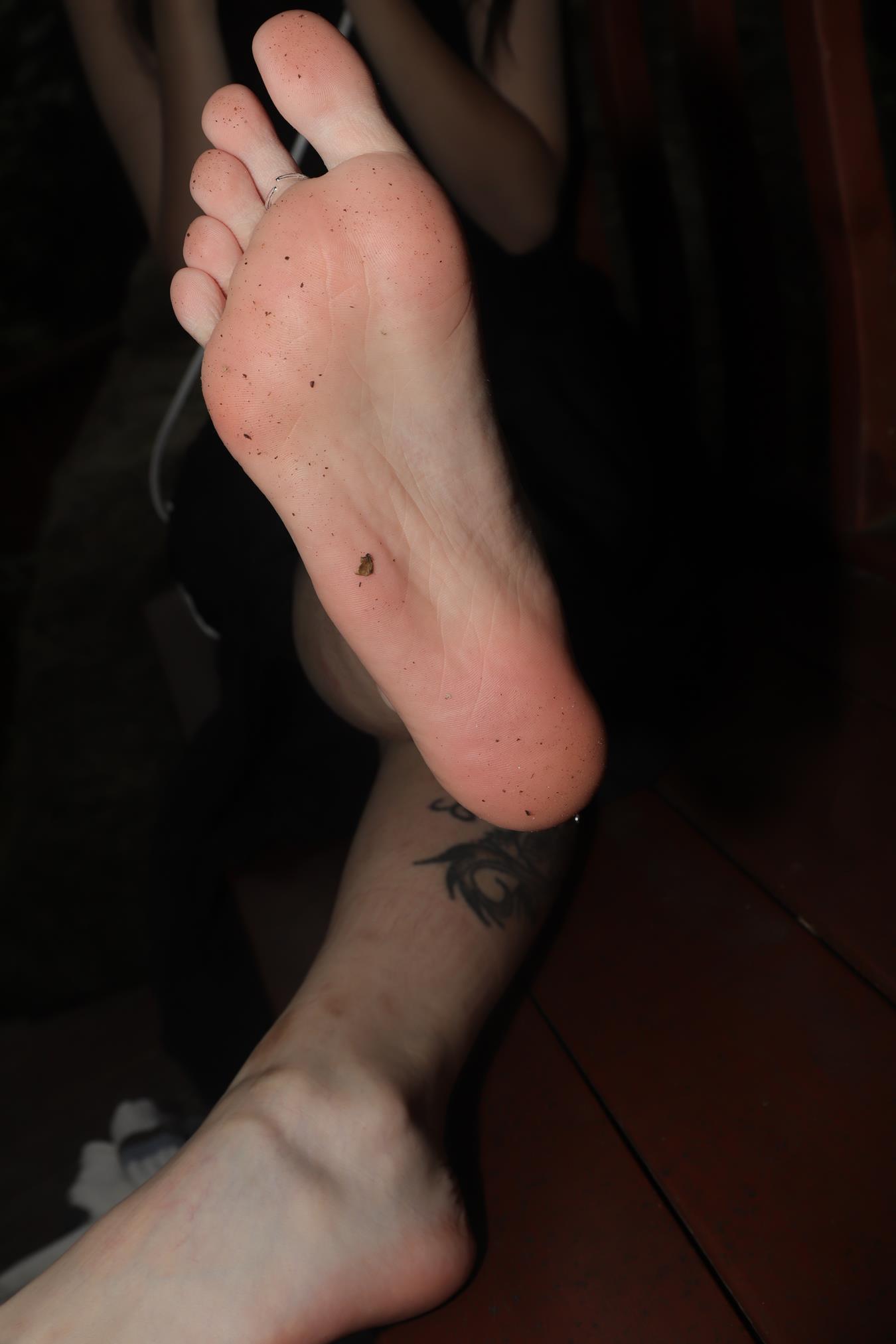 图片[36]-Pary摄影 NO.009 超美女神琪琪美妆照，把脚趾捆起来[125P] – 速更版-美库