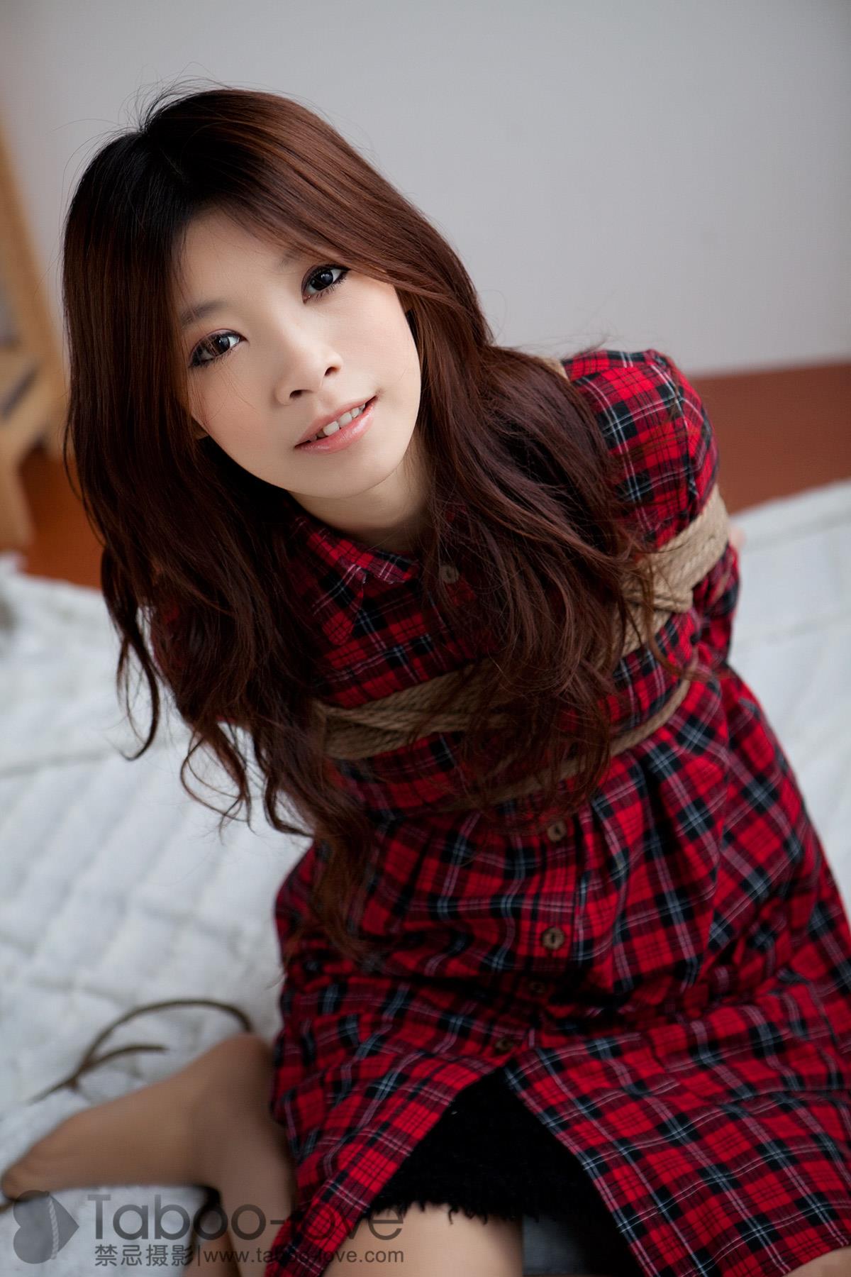 图片[25]-[禁忌摄影]Taboo-love NO.038 洋洋红色格仔[29P] – 速更版-美库