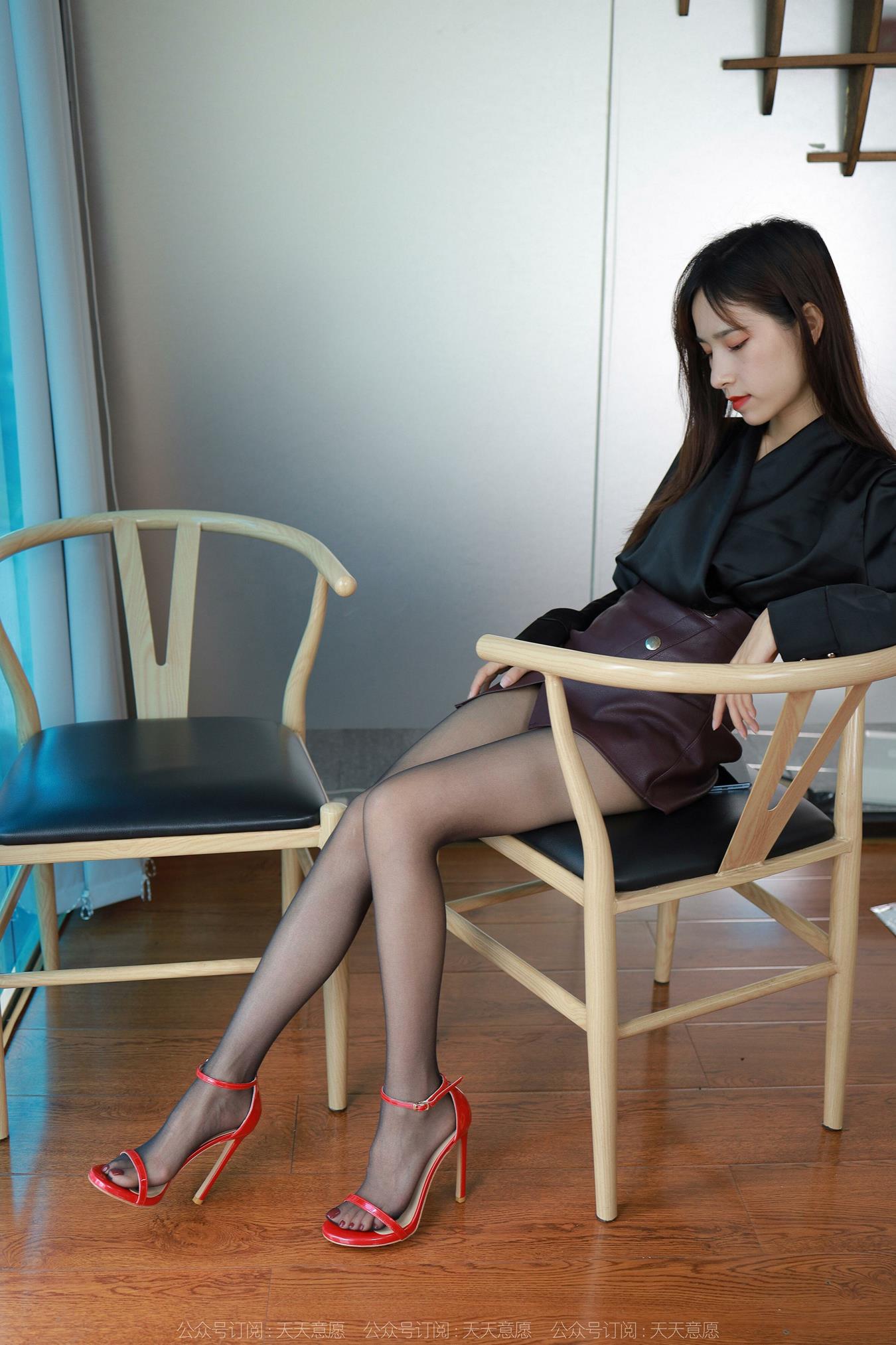 图片[72]-[IESS异思趣向] 2022.07.01 丝享家1134：美子《椅子下的红高跟》[91P] – 速更版-美库