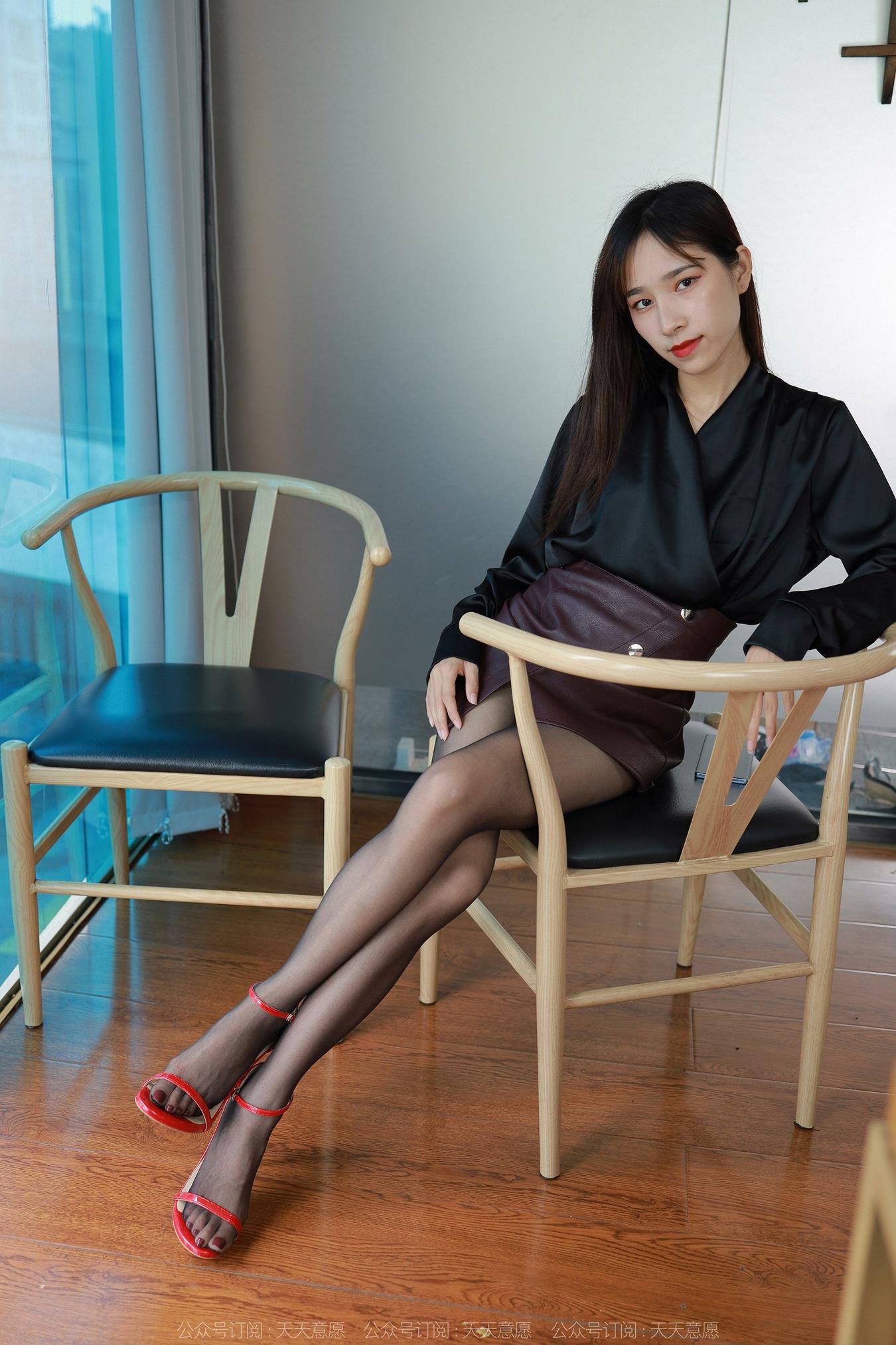 图片[81]-[IESS异思趣向] 2022.07.01 丝享家1134：美子《椅子下的红高跟》[91P] – 速更版-美库