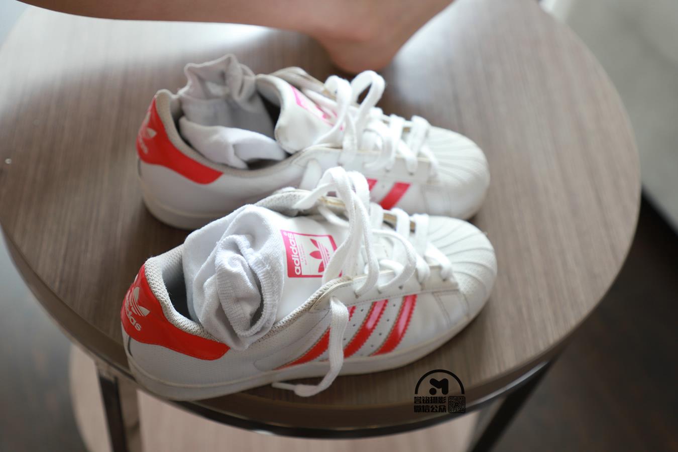 图片[19]-[誉铭传媒]袜足摄影 2021年 第十四期挠脚作品[40P] – 速更版-美库