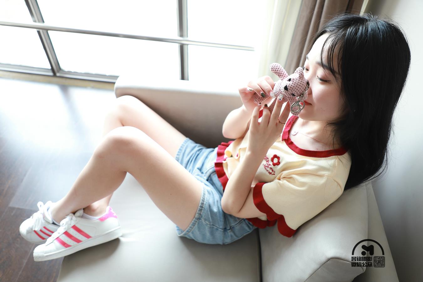 图片[31]-[誉铭传媒]袜足摄影 2021年 第十四期挠脚作品[40P] – 速更版-美库