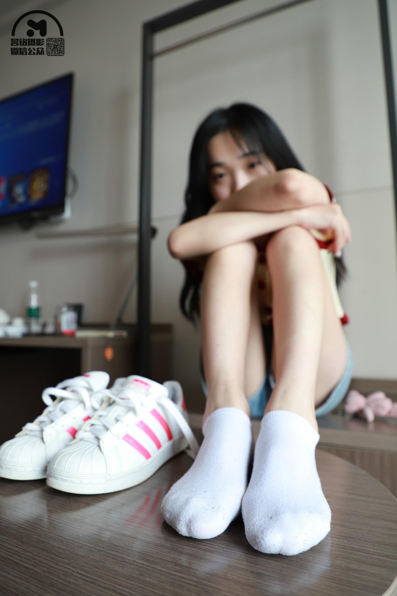图片[39]-[誉铭传媒]袜足摄影 2021年 第十四期挠脚作品[40P] – 速更版-美库