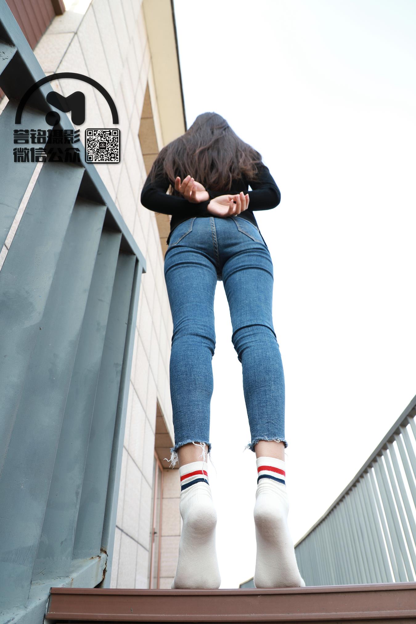 图片[37]-[誉铭传媒]袜足摄影 2021年《03.19 私人定制作品》[88P] – 速更版-美库