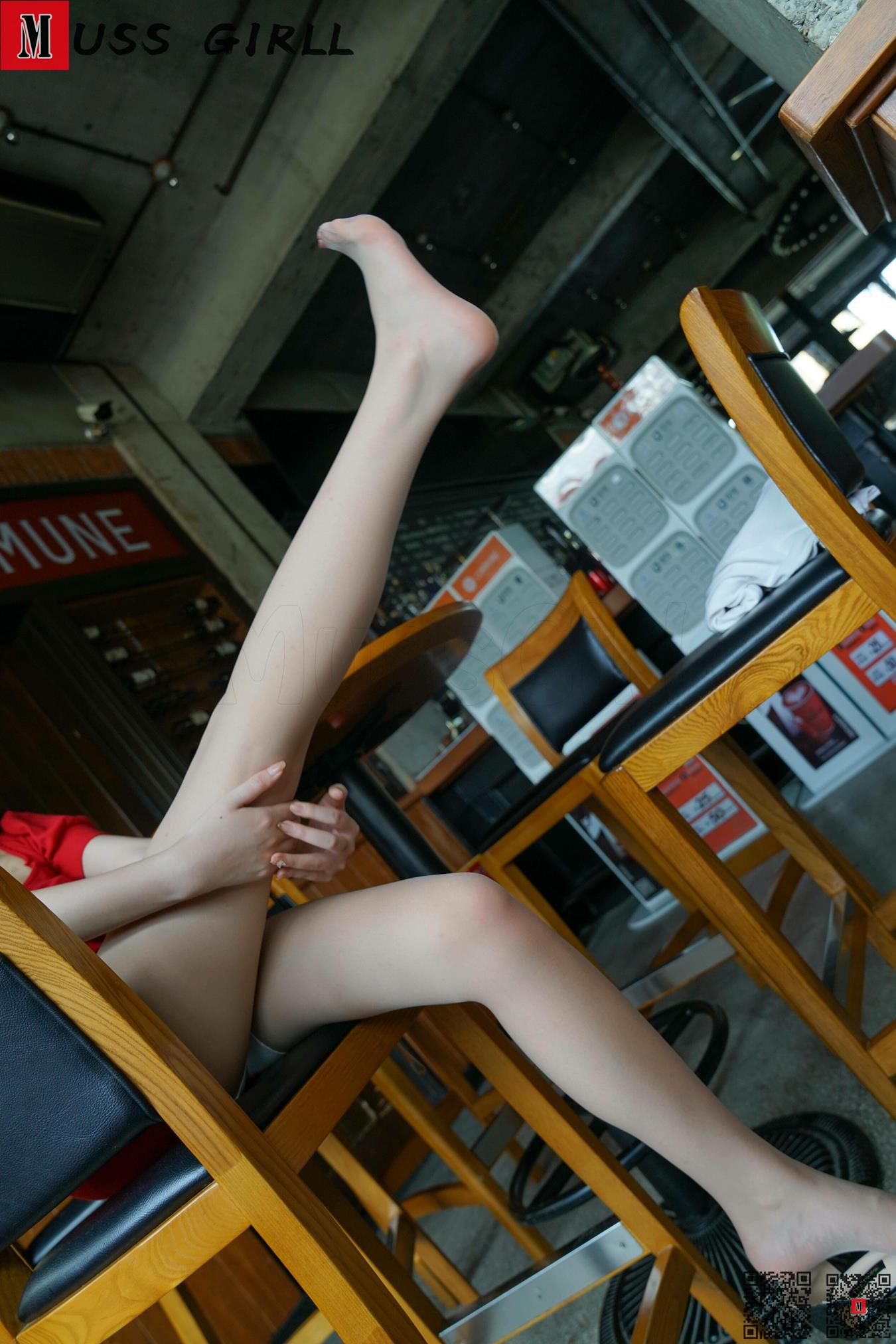 图片[71]-[MussGirl慕丝女郎]NO.325 红红火火C[73P] – 速更版-美库