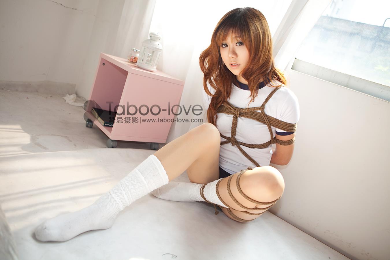 图片[13]-[禁忌摄影]Taboo-love NO.063 阳光房内的禁忌游戏[29P] – 速更版-美库