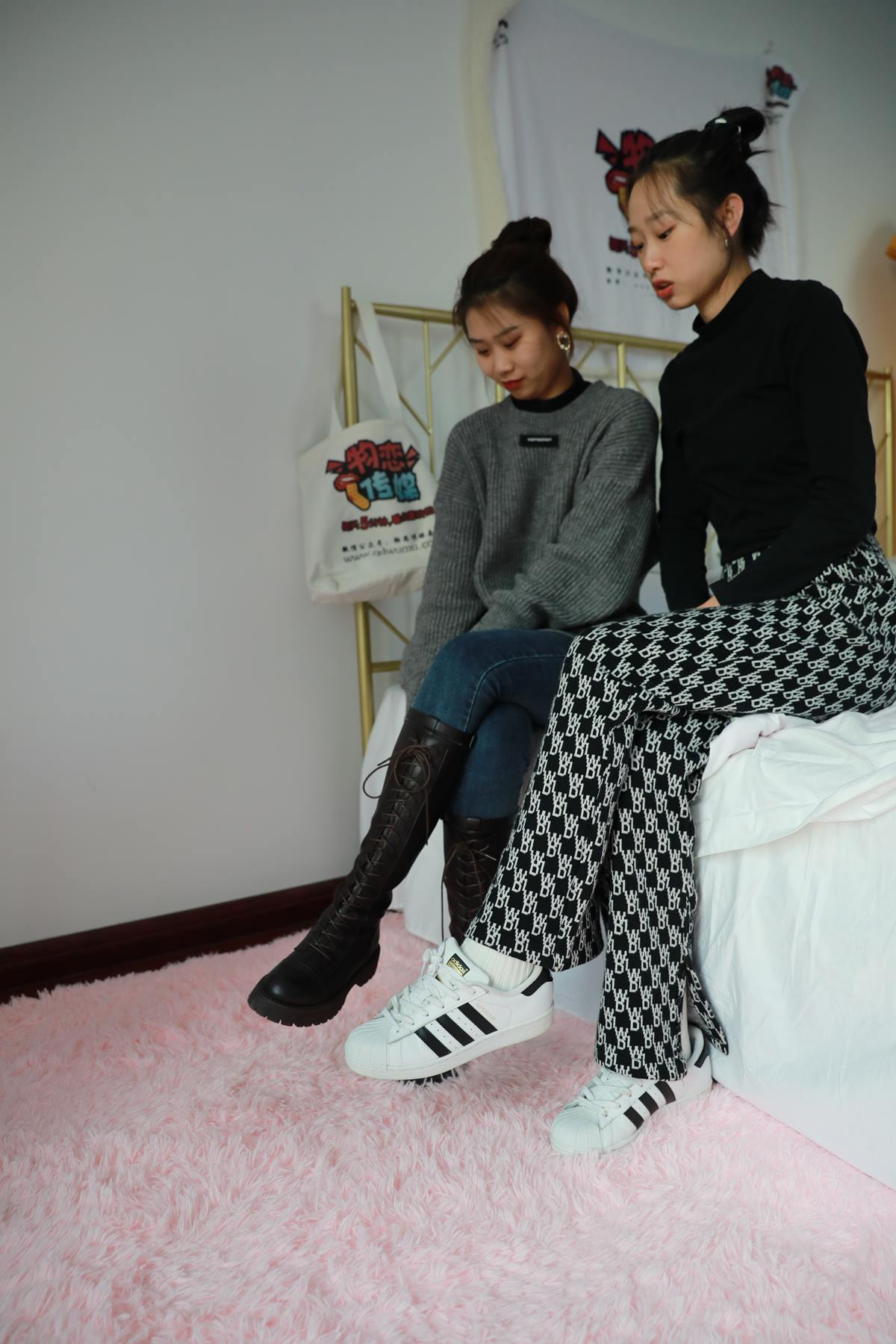 图片[37]-物恋传媒 NO.657 闺蜜-雪里双生 (1) [84P] – 速更版-美库