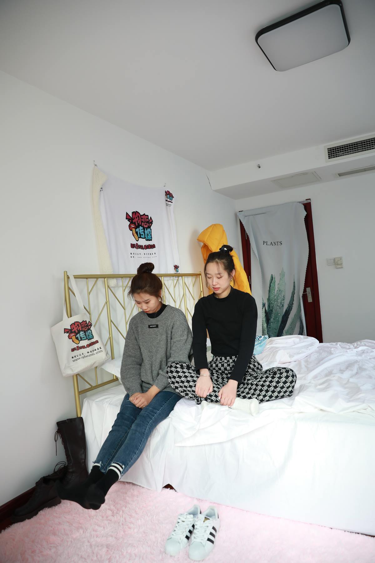 图片[57]-物恋传媒 NO.657 闺蜜-雪里双生 (1) [84P] – 速更版-美库