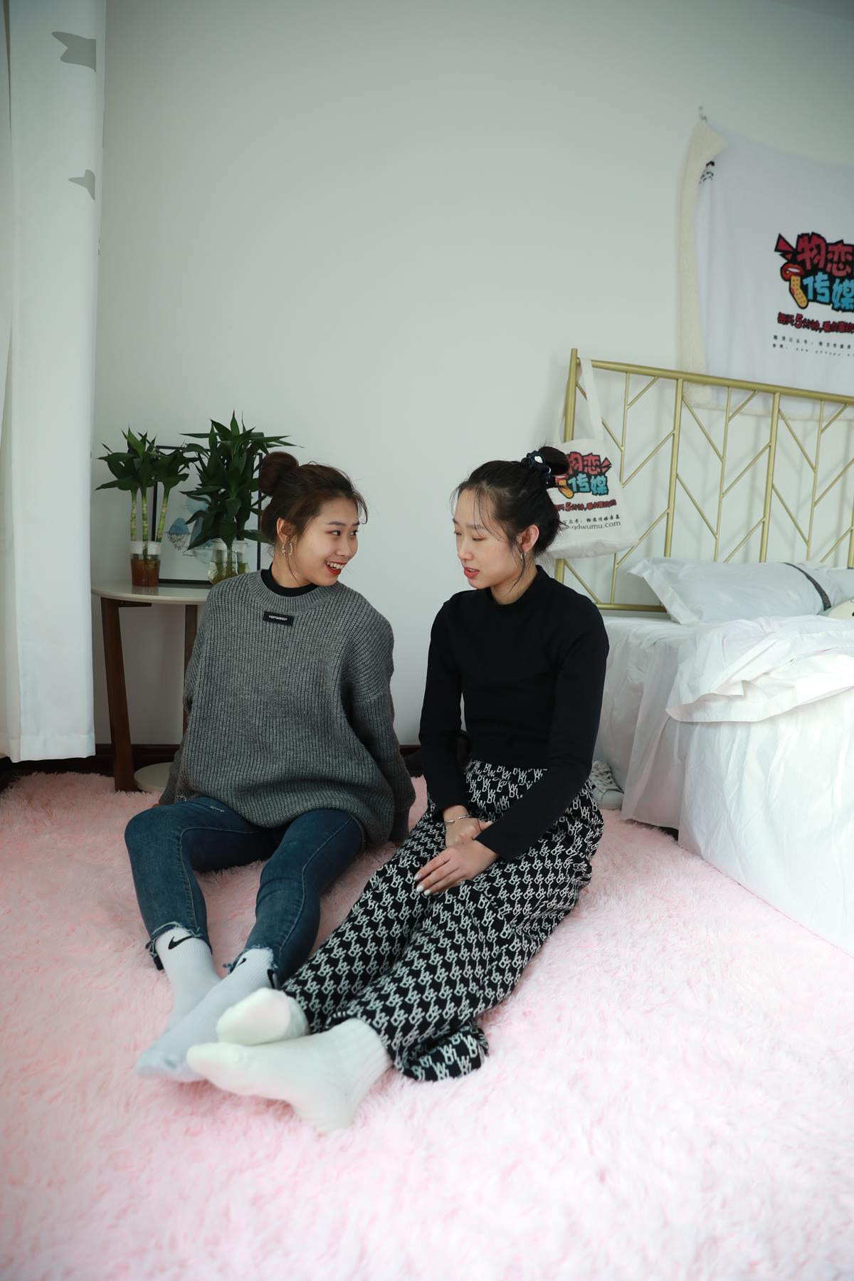 图片[72]-物恋传媒 NO.657 闺蜜-雪里双生 (1) [84P] – 速更版-美库