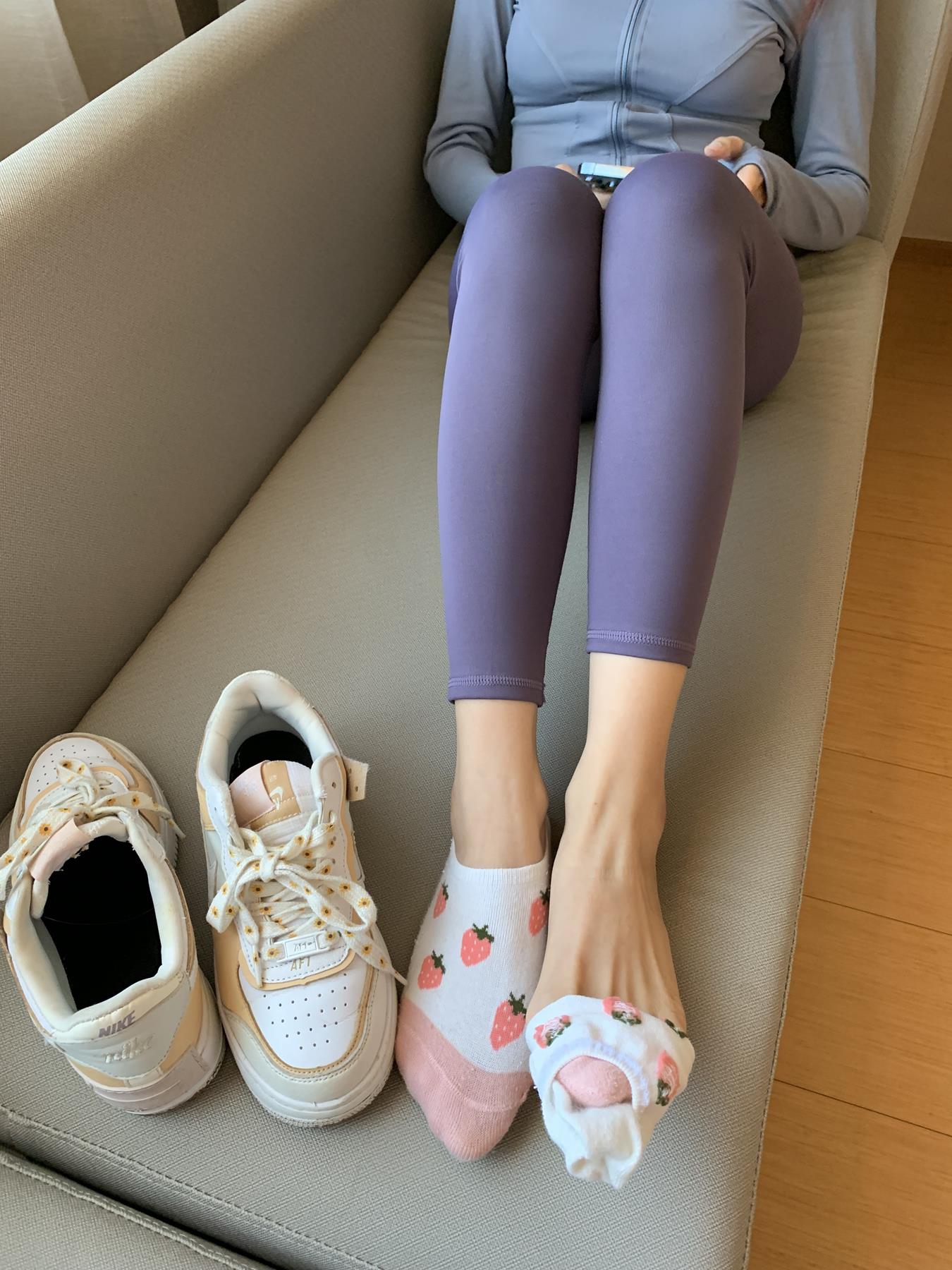 图片[20]-[誉铭传媒]袜足摄影 2022年《12月整合福利》[229P] – 速更版-美库