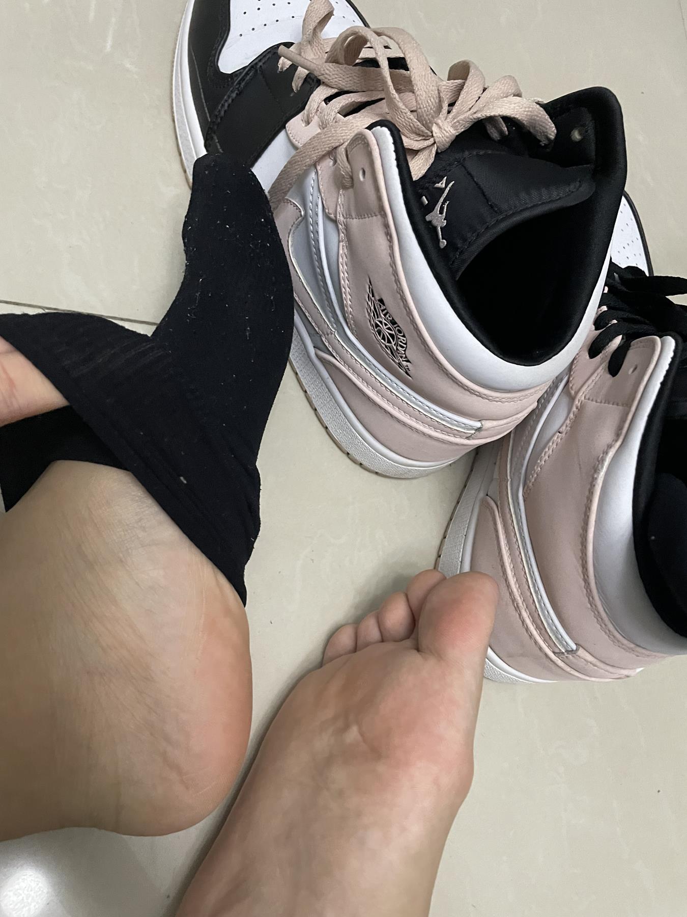 图片[48]-[誉铭传媒]袜足摄影 2022年《12月整合福利》[229P] – 速更版-美库