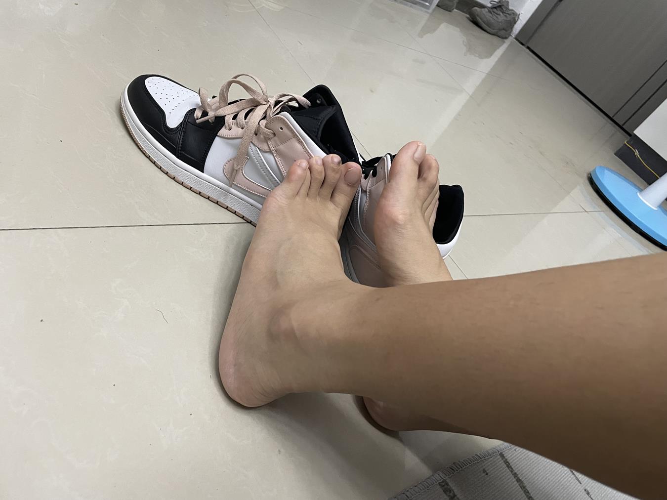 图片[52]-[誉铭传媒]袜足摄影 2022年《12月整合福利》[229P] – 速更版-美库