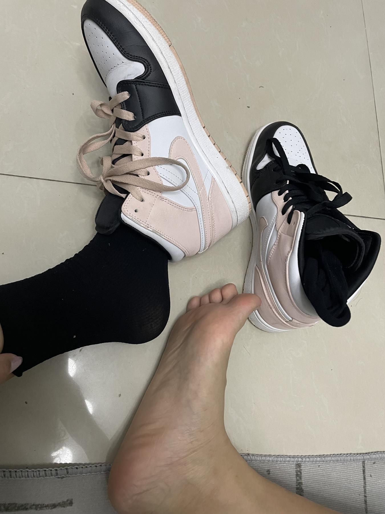 图片[56]-[誉铭传媒]袜足摄影 2022年《12月整合福利》[229P] – 速更版-美库