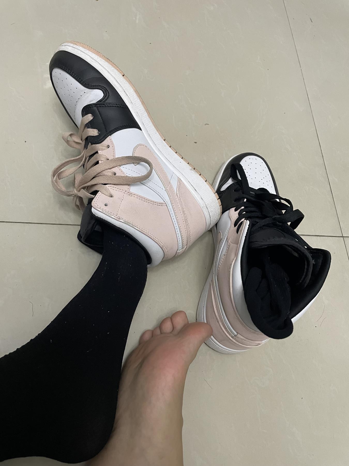 图片[78]-[誉铭传媒]袜足摄影 2022年《12月整合福利》[229P] – 速更版-美库