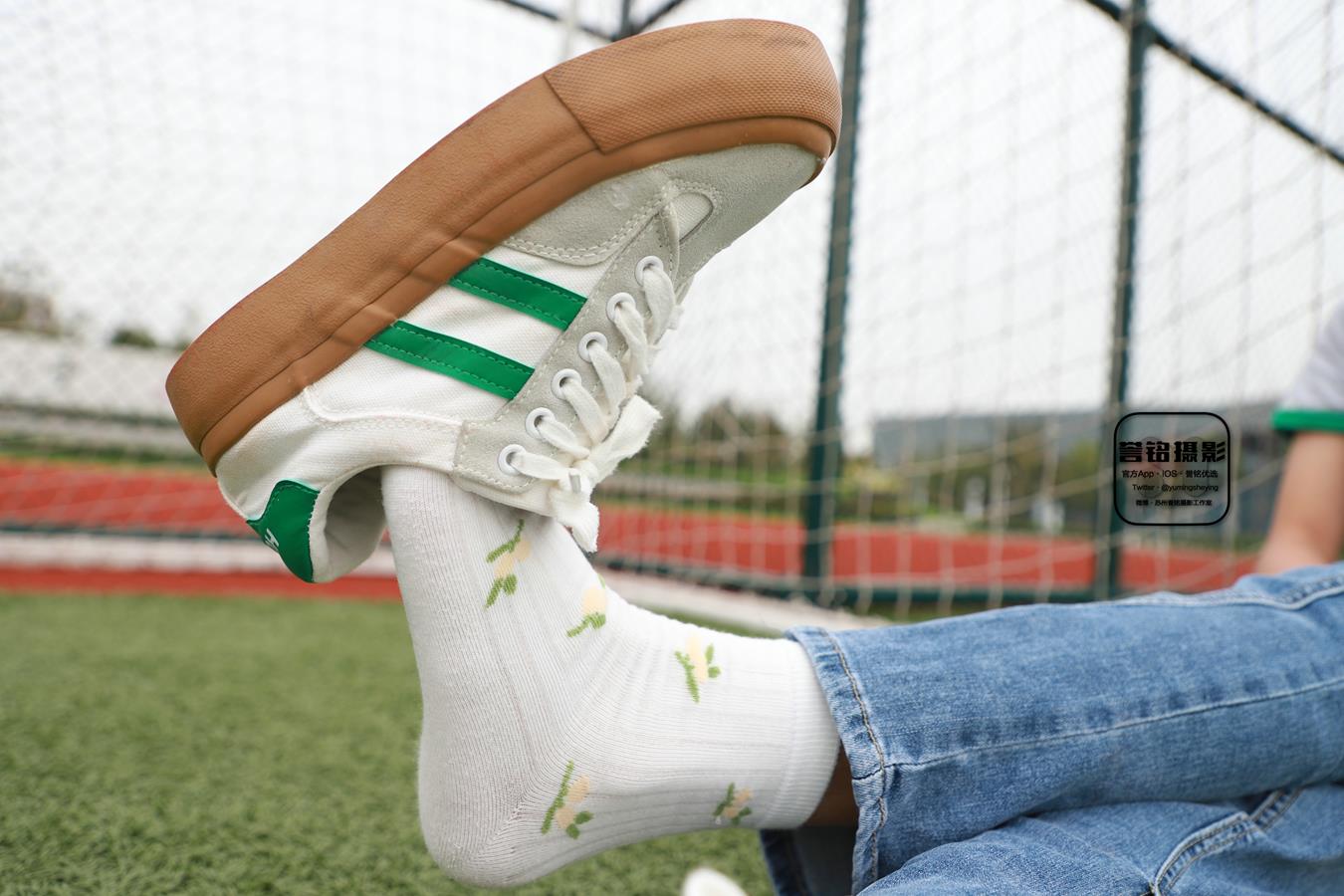 图片[17]-[誉铭传媒]袜足摄影 2022年《2022微信群第12套》[110P] – 速更版-美库