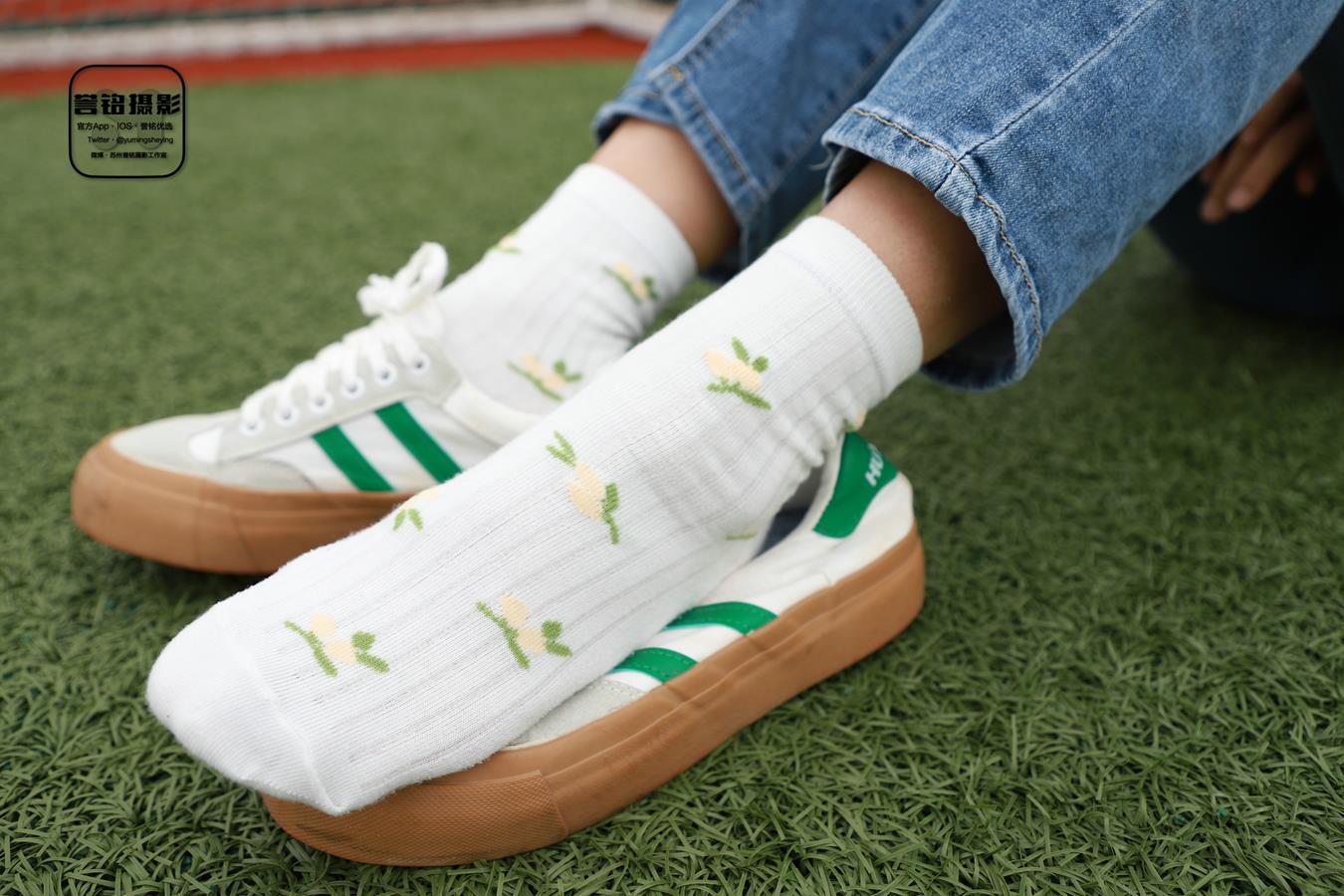 图片[22]-[誉铭传媒]袜足摄影 2022年《2022微信群第12套》[110P] – 速更版-美库