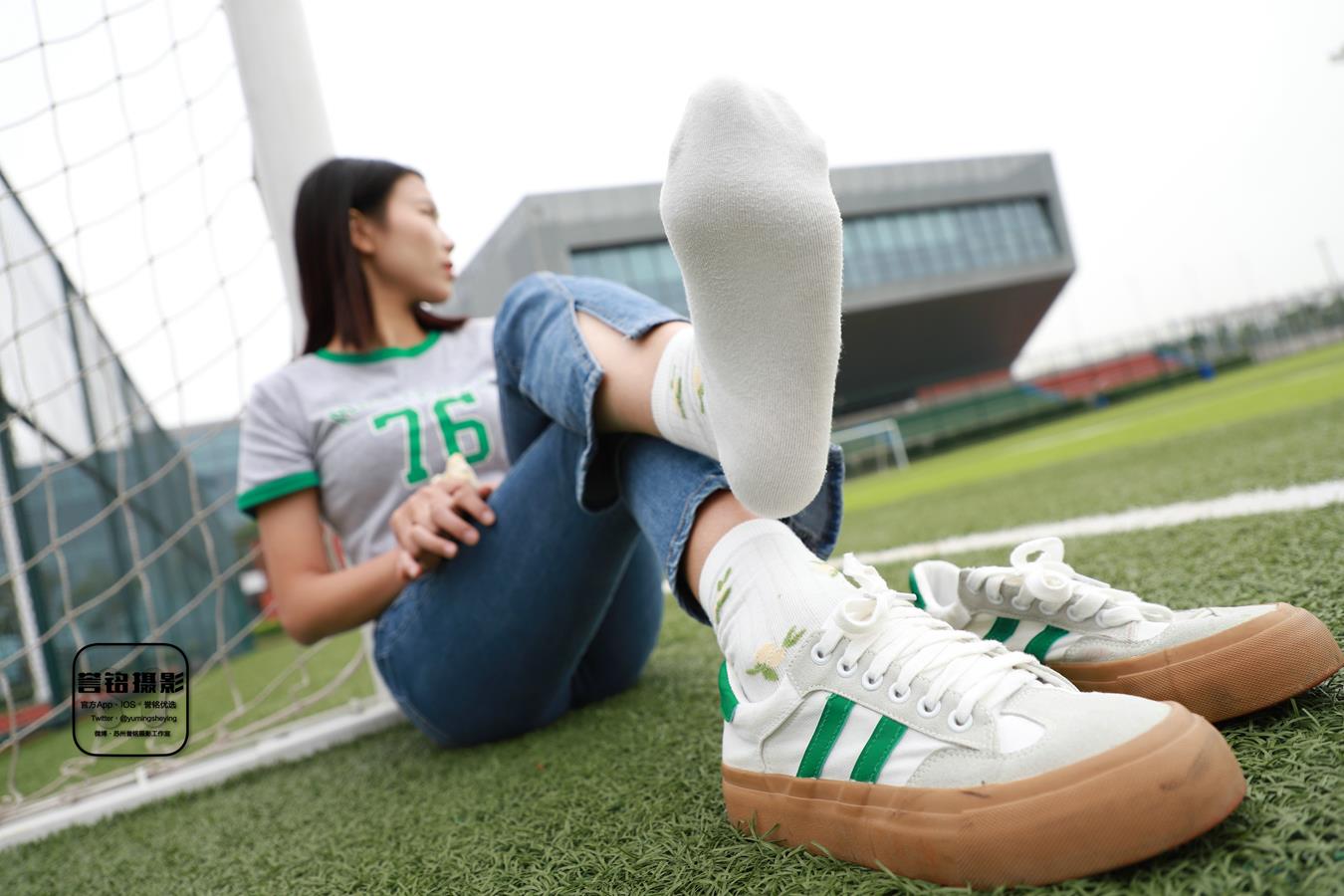 图片[26]-[誉铭传媒]袜足摄影 2022年《2022微信群第12套》[110P] – 速更版-美库