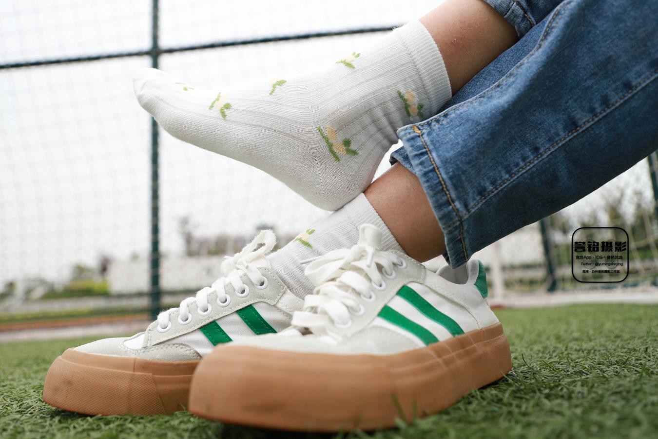 图片[28]-[誉铭传媒]袜足摄影 2022年《2022微信群第12套》[110P] – 速更版-美库