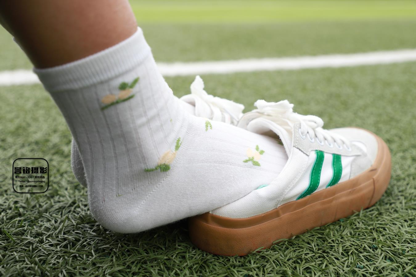 图片[39]-[誉铭传媒]袜足摄影 2022年《2022微信群第12套》[110P] – 速更版-美库