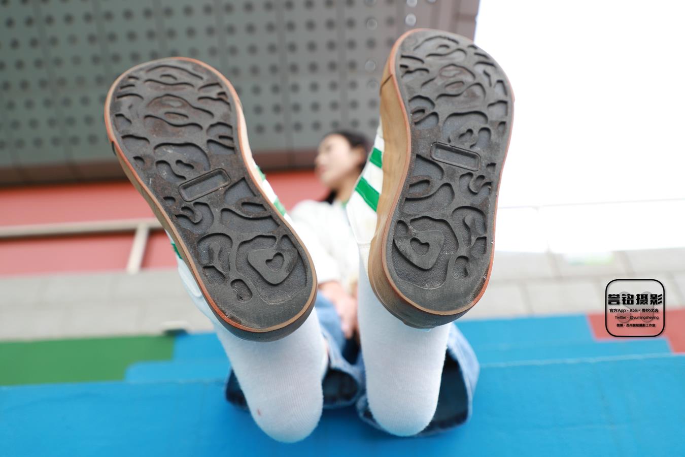 图片[52]-[誉铭传媒]袜足摄影 2022年《2022微信群第12套》[110P] – 速更版-美库