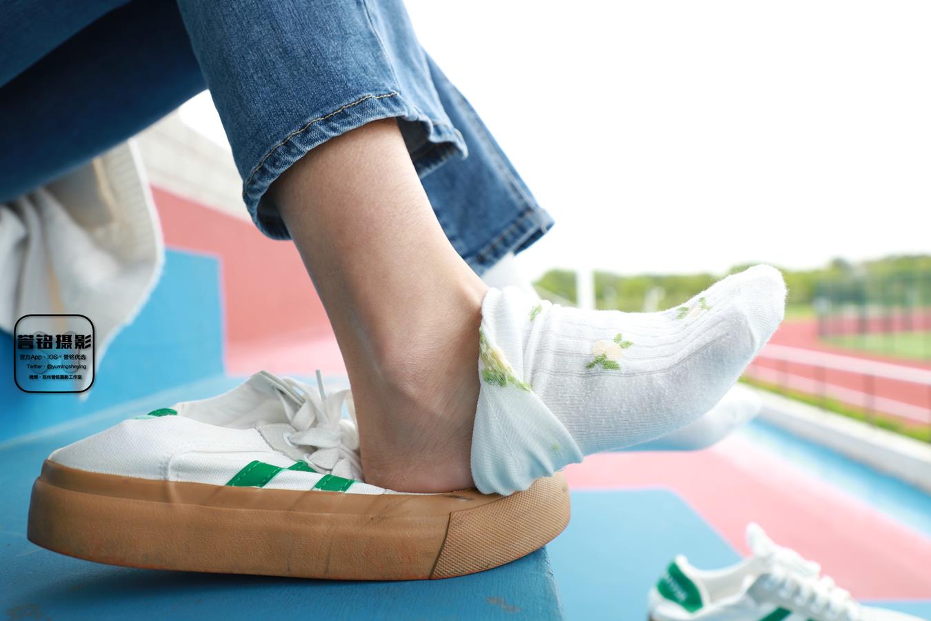 图片[65]-[誉铭传媒]袜足摄影 2022年《2022微信群第12套》[110P] – 速更版-美库