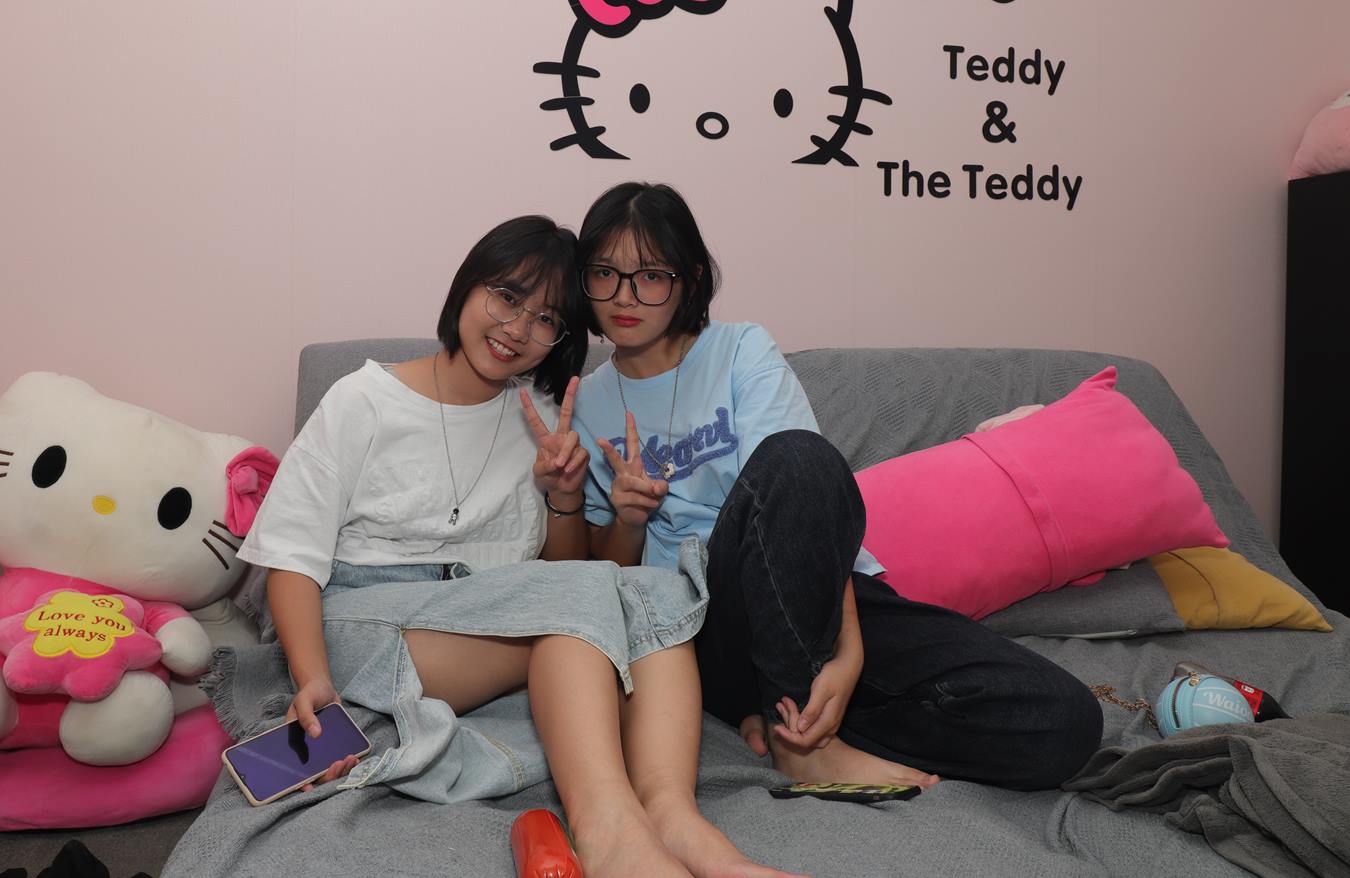 图片[102]-Pary摄影 NO.010 可爱的新模彤彤与小谊脚底秀[101P] – 速更版-美库