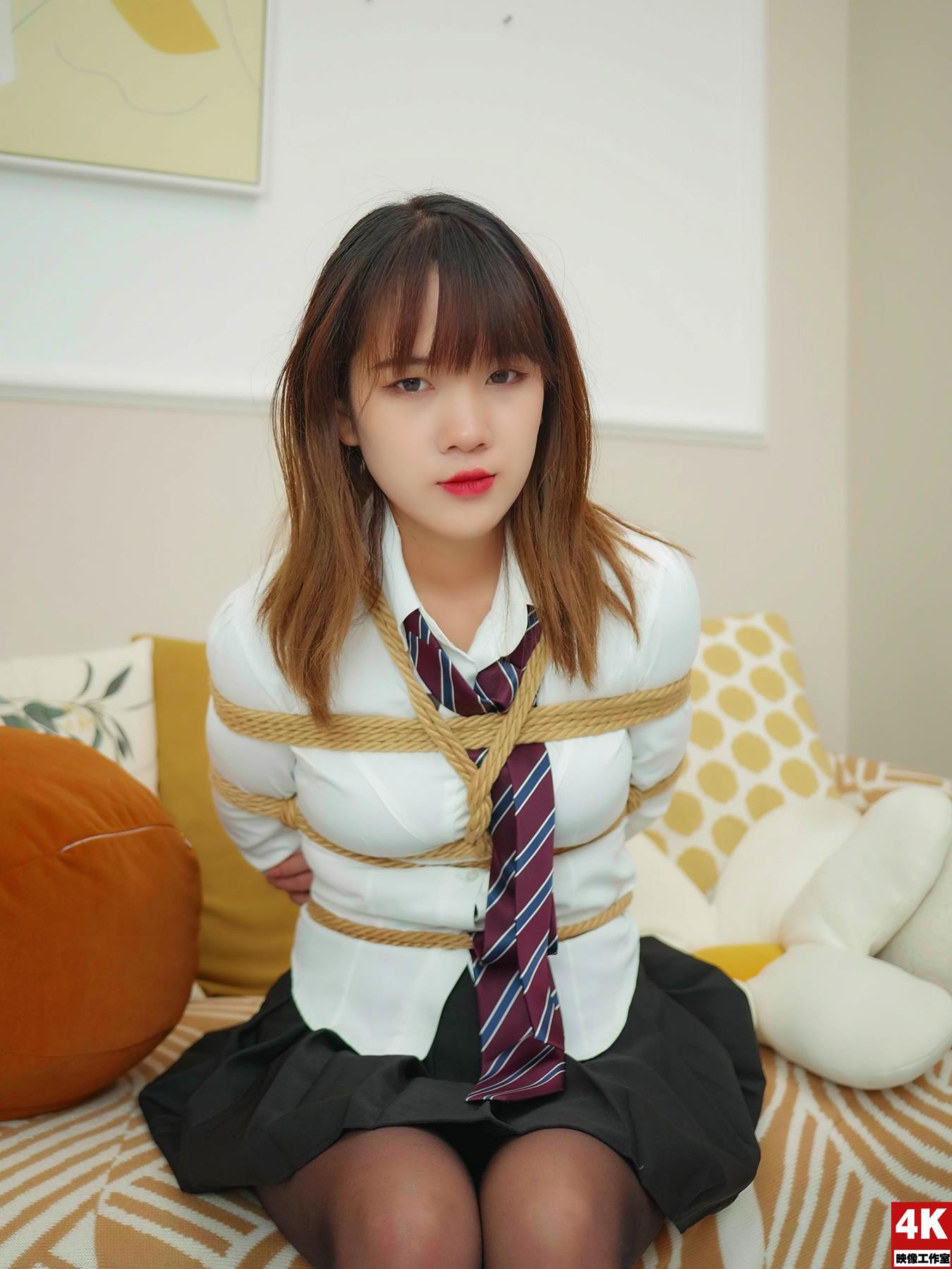 图片[26]-[Ligui丽柜]2022.09.16 你的JK女孩被绑起来 果果吖[53+1P] – 速更版-美库