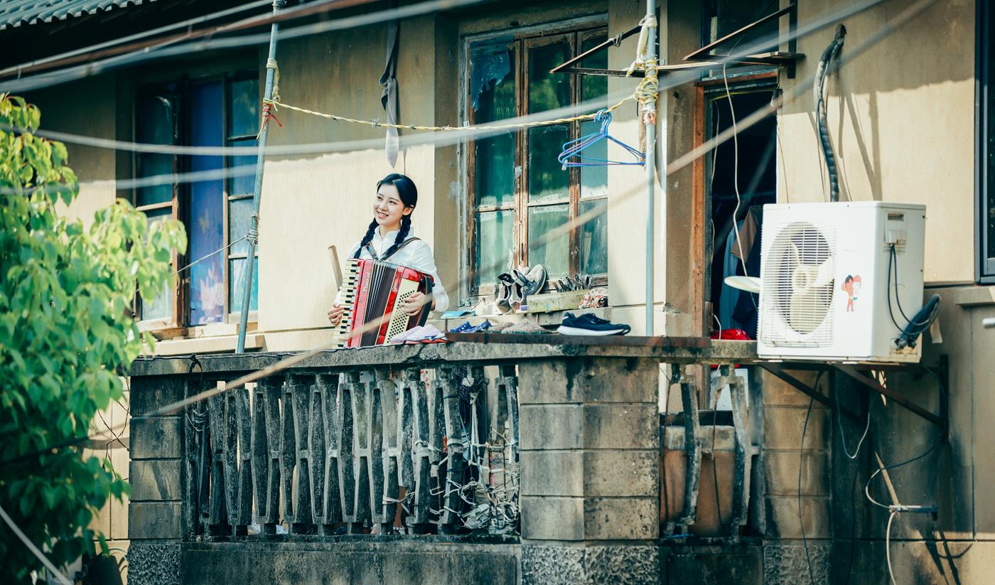 图片[15]-[YITUYU艺图语] 2022.01.25 你好李焕英 猫仙 [22P] – 速更版-美库