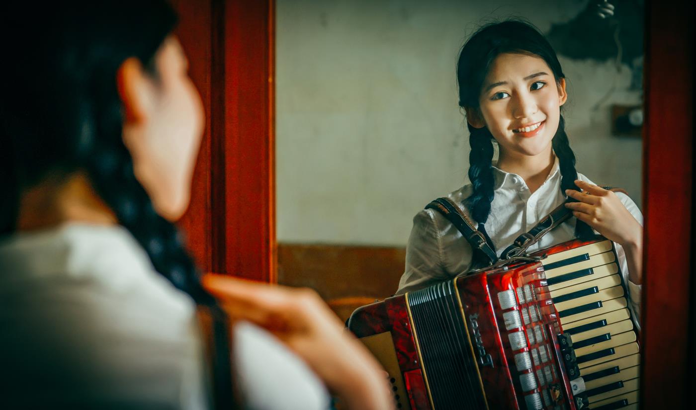 图片[16]-[YITUYU艺图语] 2022.01.25 你好李焕英 猫仙 [22P] – 速更版-美库