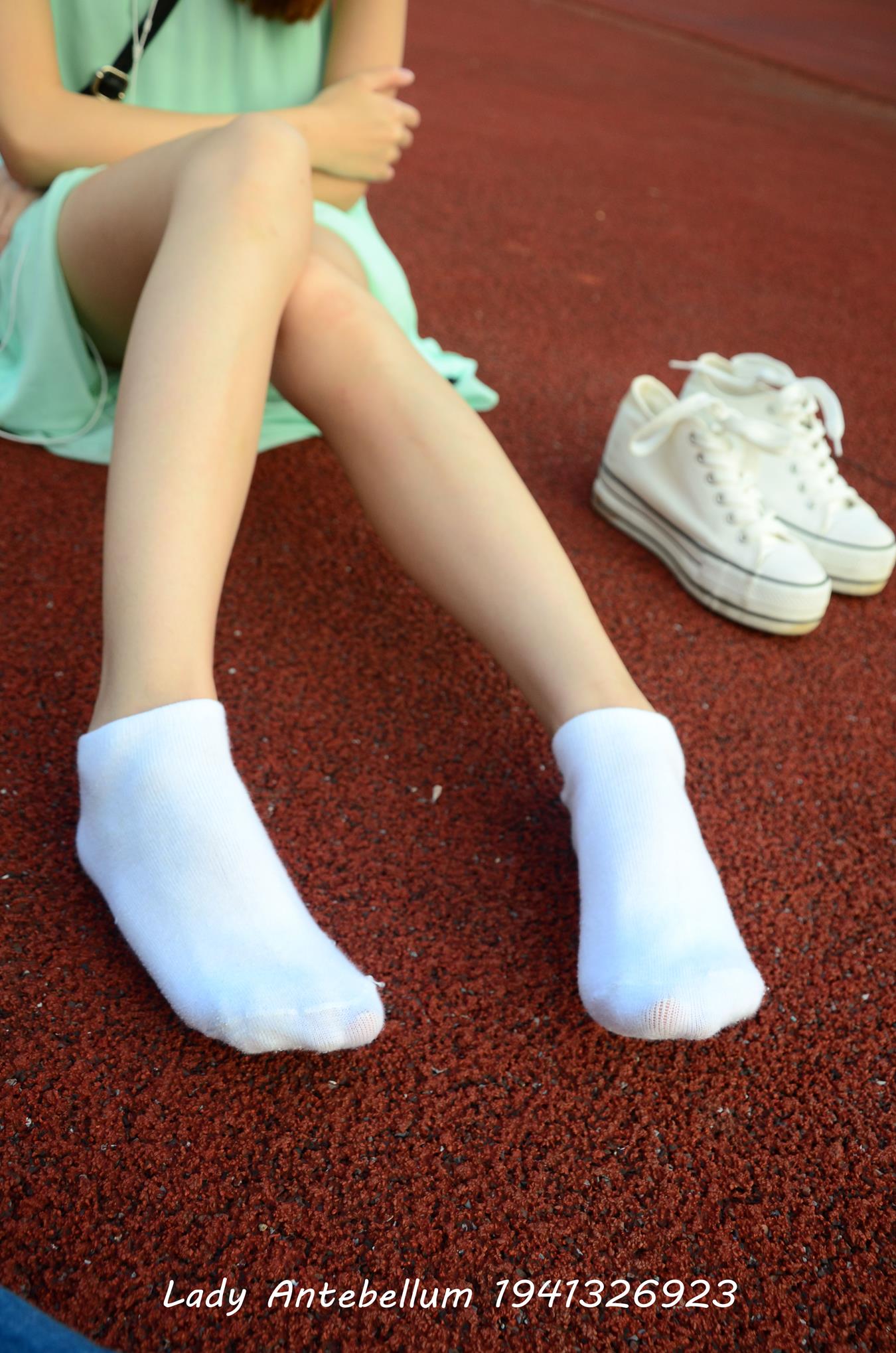 图片[11]-[战前女神] 美腿美足精品摄影套图 001 [89P] – 速更版-美库