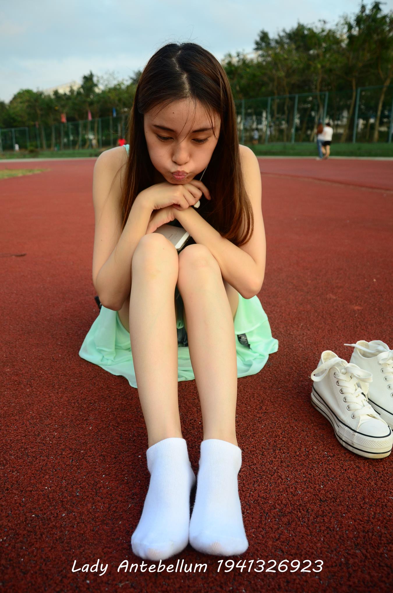 图片[19]-[战前女神] 美腿美足精品摄影套图 001 [89P] – 速更版-美库