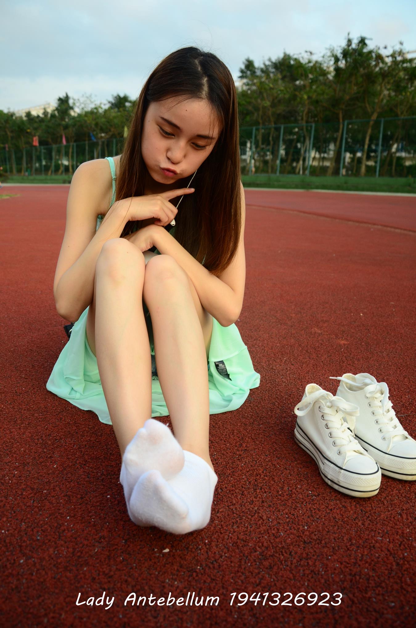 图片[22]-[战前女神] 美腿美足精品摄影套图 001 [89P] – 速更版-美库