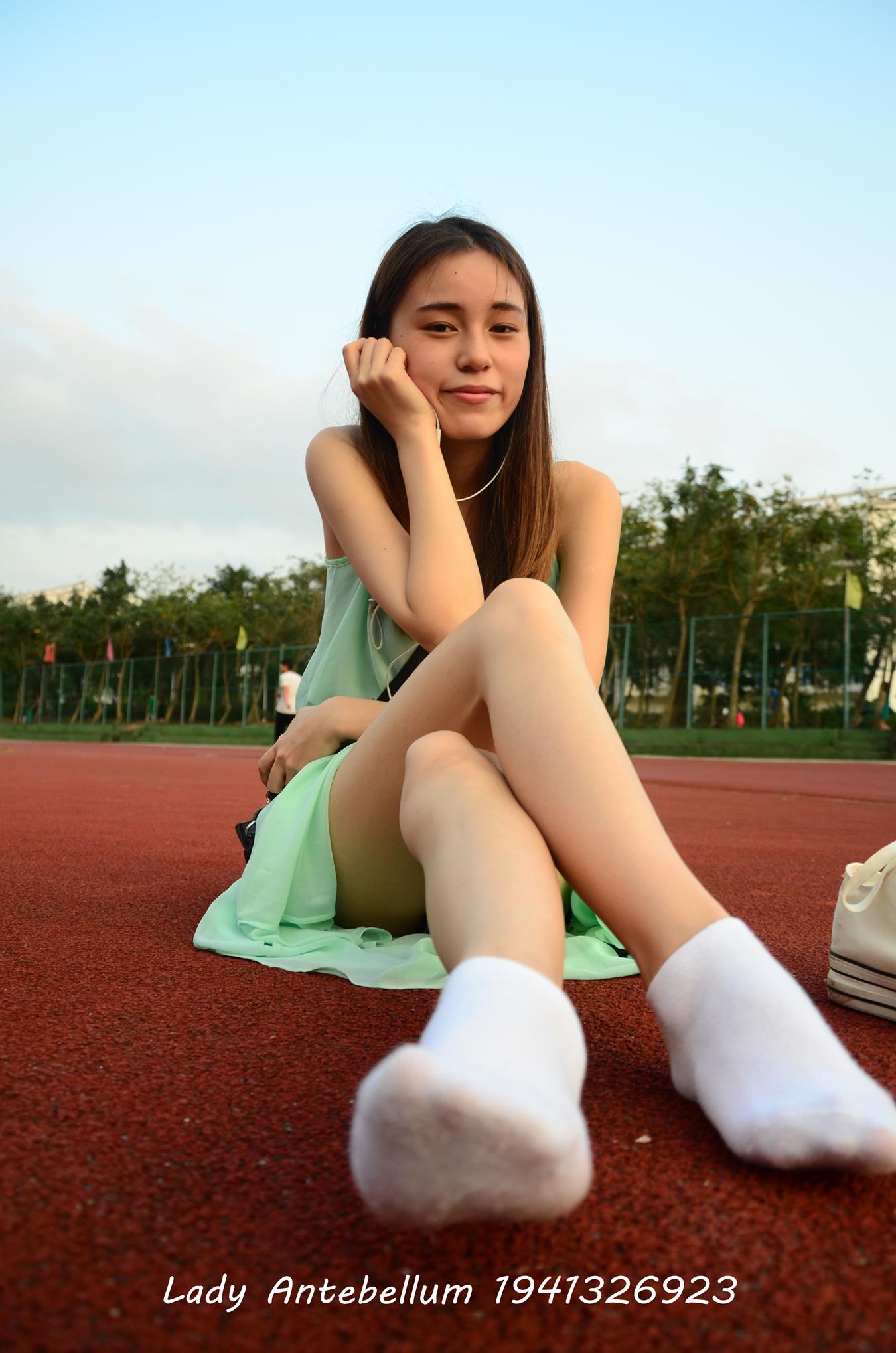 图片[25]-[战前女神] 美腿美足精品摄影套图 001 [89P] – 速更版-美库