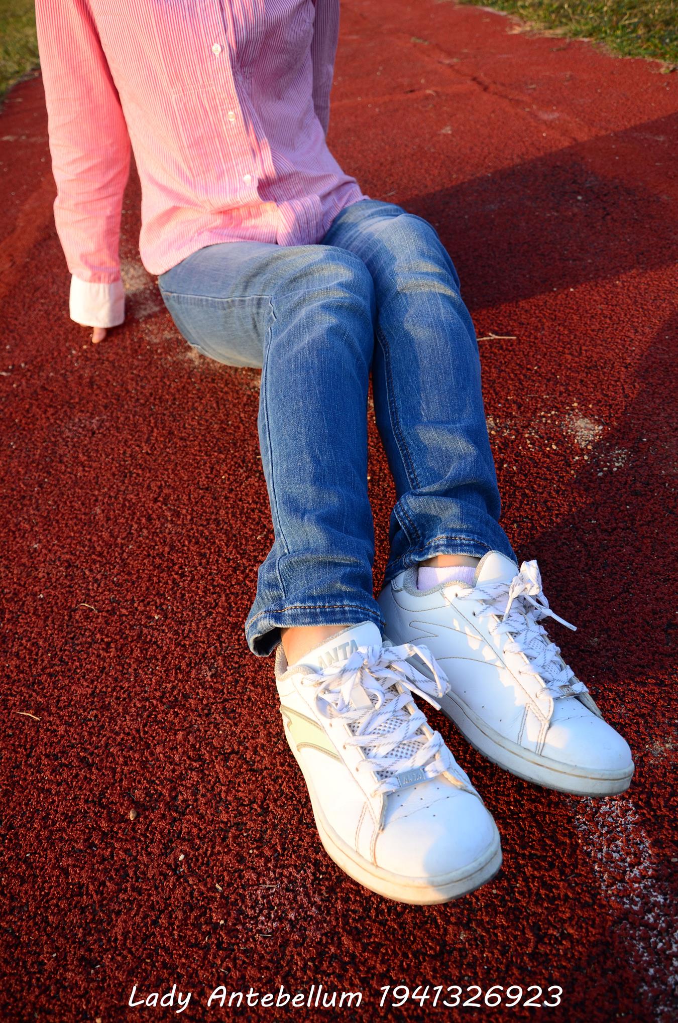 图片[32]-[战前女神] 美腿美足精品摄影套图 003 (1) [84P] – 速更版-美库