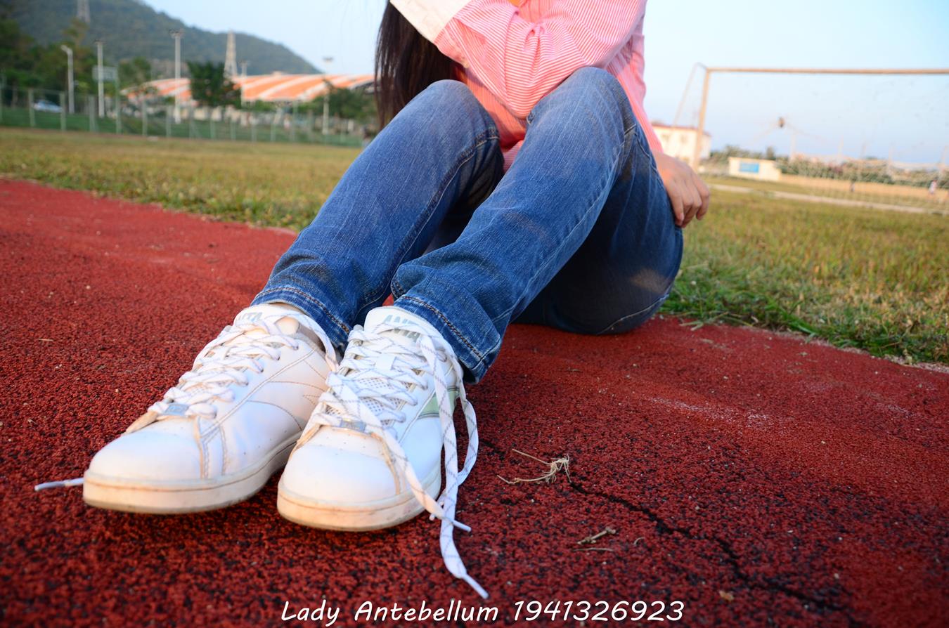 图片[63]-[战前女神] 美腿美足精品摄影套图 003 (1) [84P] – 速更版-美库