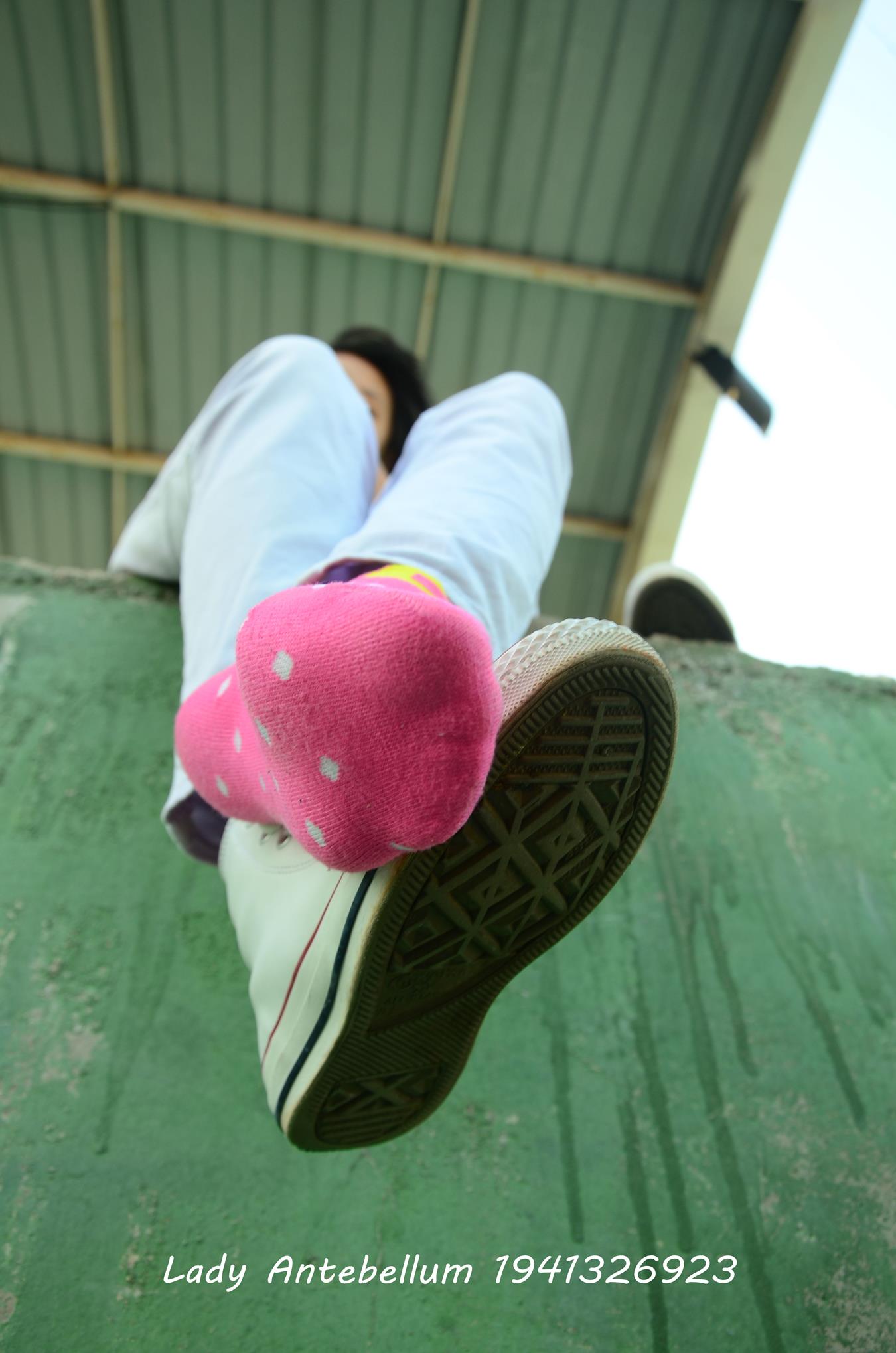 图片[12]-[战前女神] 美腿美足精品摄影套图 002 (2) [66P] – 速更版-美库