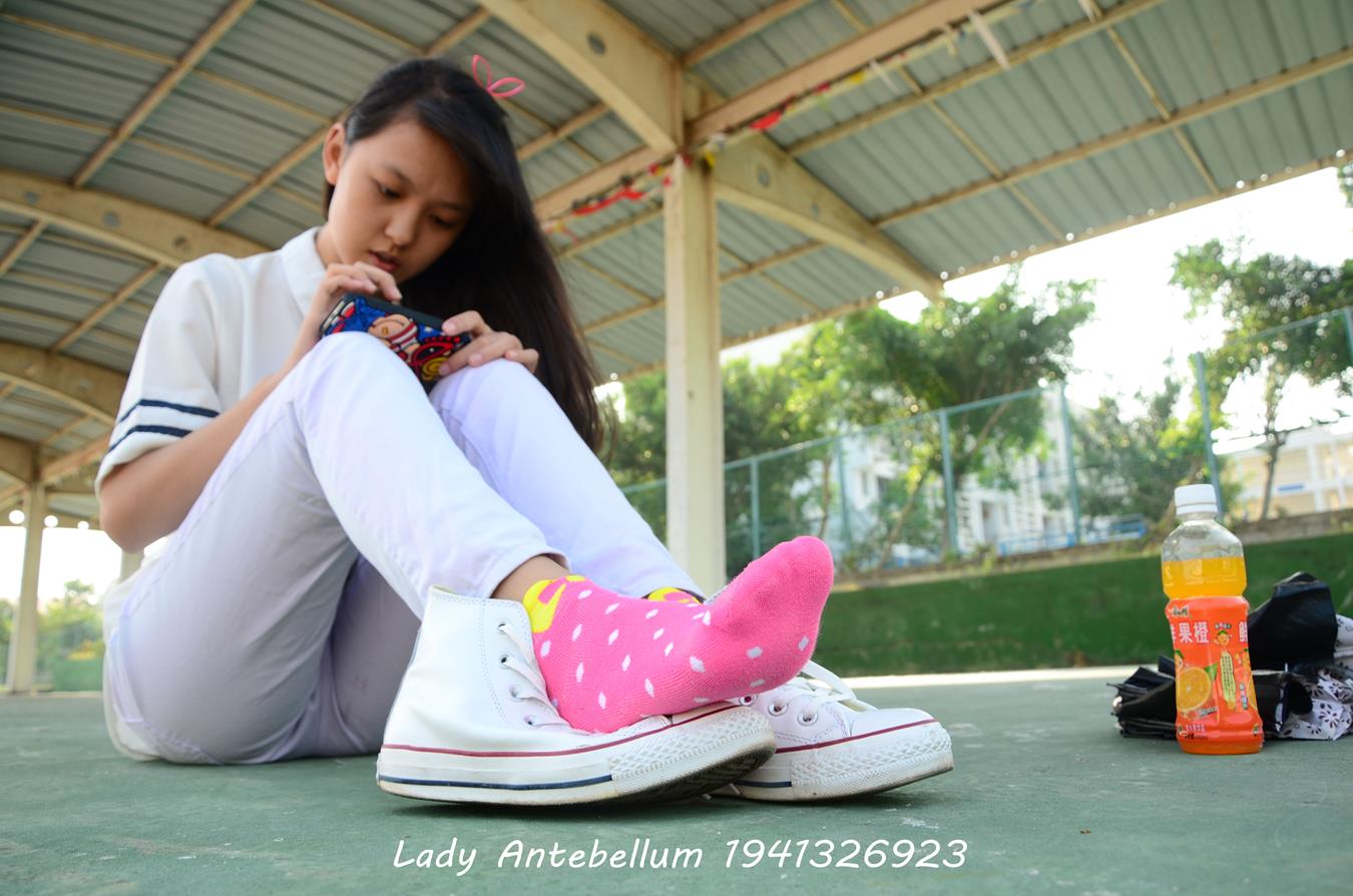 图片[15]-[战前女神] 美腿美足精品摄影套图 002 (2) [66P] – 速更版-美库