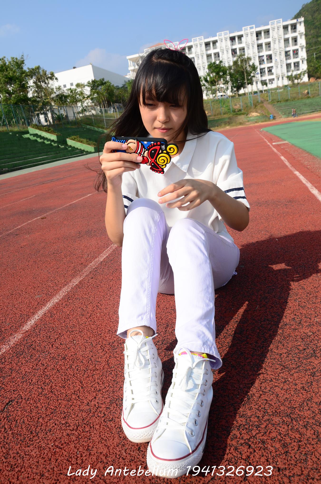 图片[15]-[战前女神] 美腿美足精品摄影套图 002 (1) [84P] – 速更版-美库