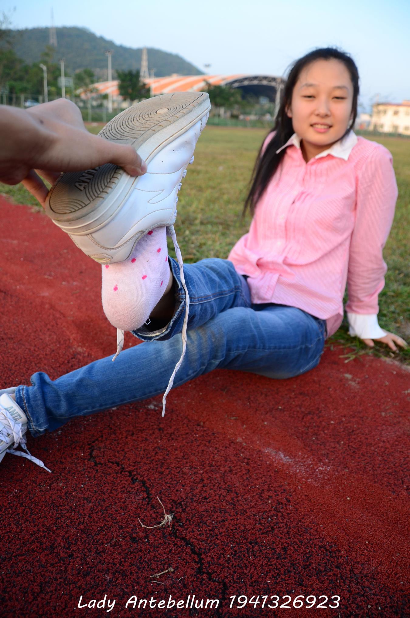 图片[73]-[战前女神] 美腿美足精品摄影套图 003 (1) [84P] – 速更版-美库