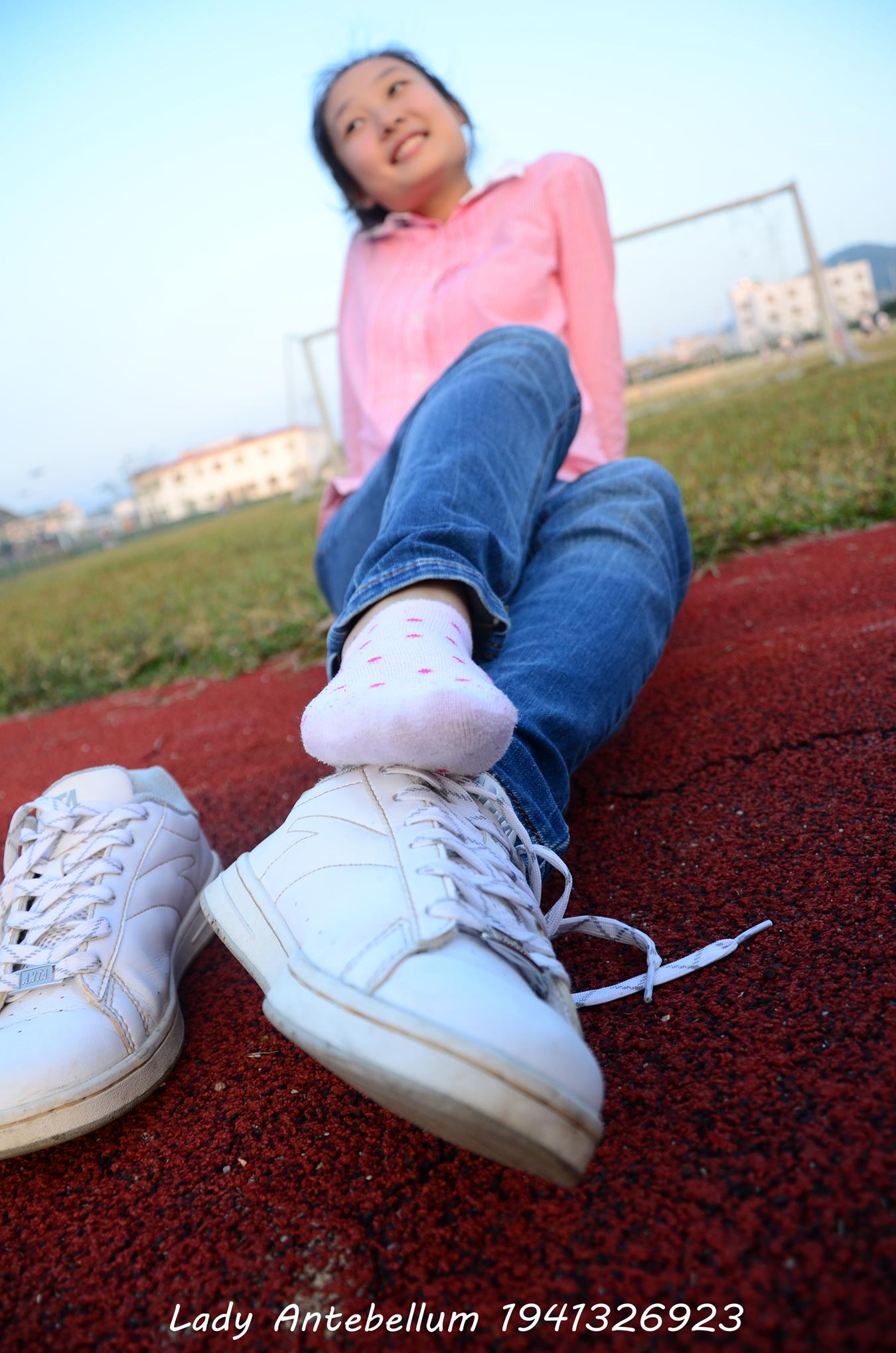 图片[85]-[战前女神] 美腿美足精品摄影套图 003 (1) [84P] – 速更版-美库