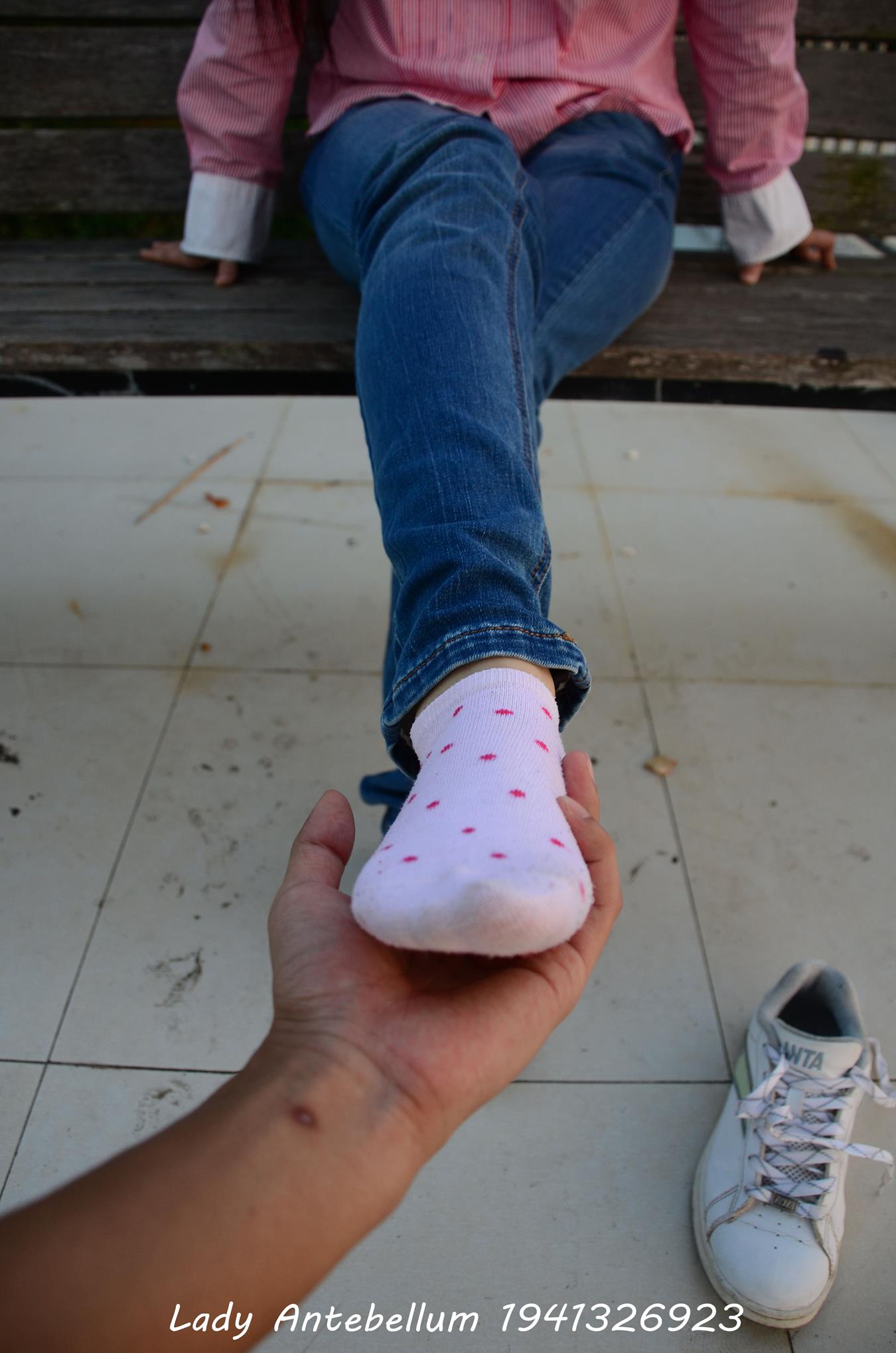 图片[10]-[战前女神] 美腿美足精品摄影套图 003 (2) [73P] – 速更版-美库