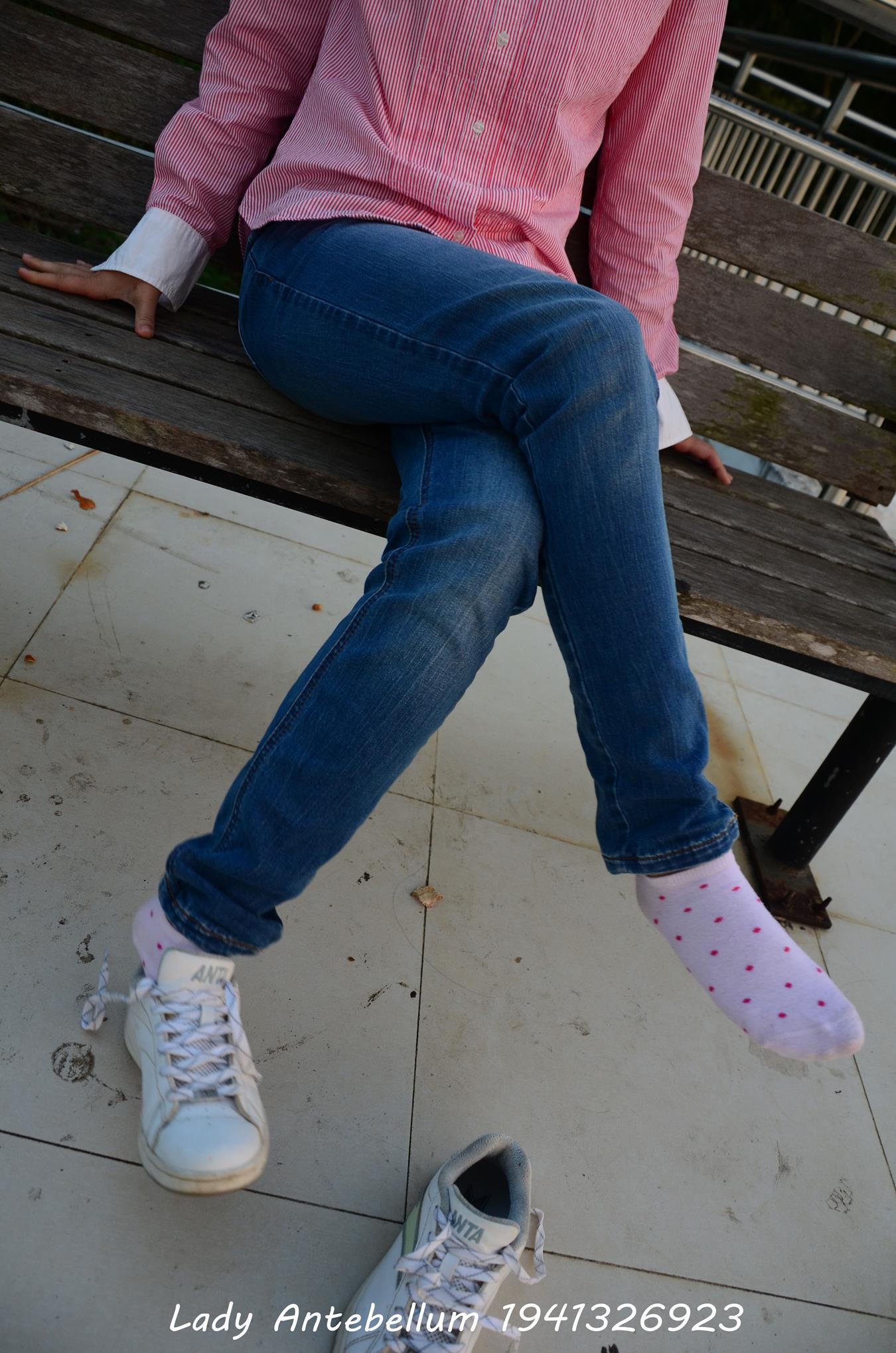 图片[13]-[战前女神] 美腿美足精品摄影套图 003 (2) [73P] – 速更版-美库