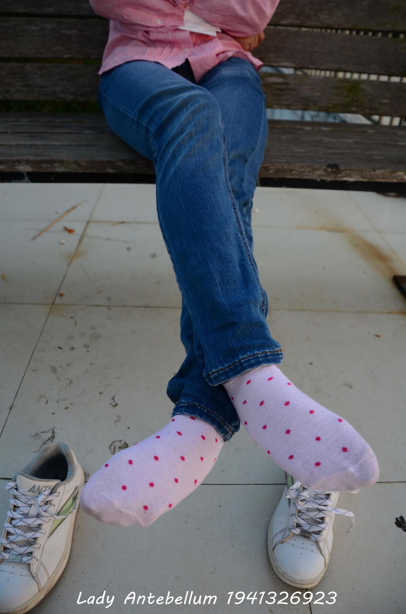 图片[15]-[战前女神] 美腿美足精品摄影套图 003 (2) [73P] – 速更版-美库