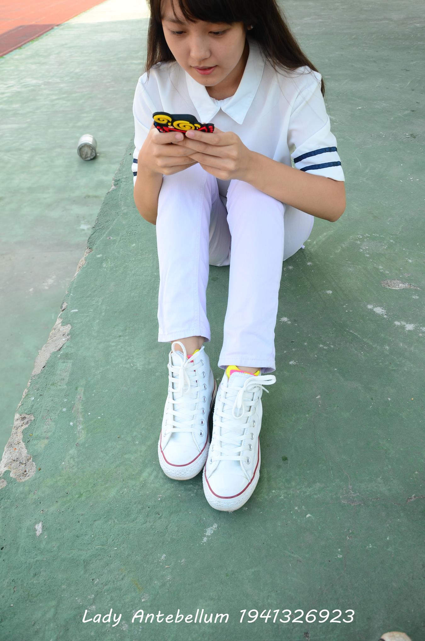 图片[61]-[战前女神] 美腿美足精品摄影套图 002 (1) [84P] – 速更版-美库