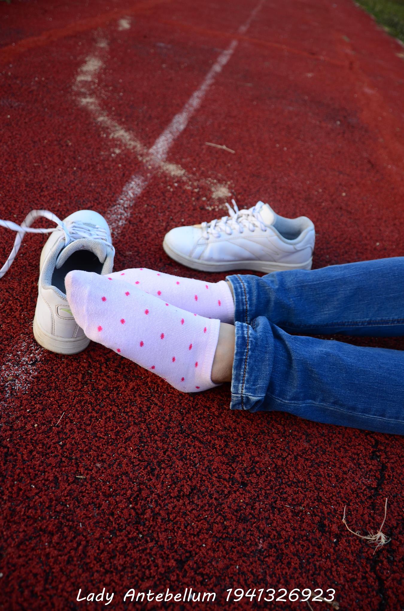 图片[25]-[战前女神] 美腿美足精品摄影套图 003 (2) [73P] – 速更版-美库