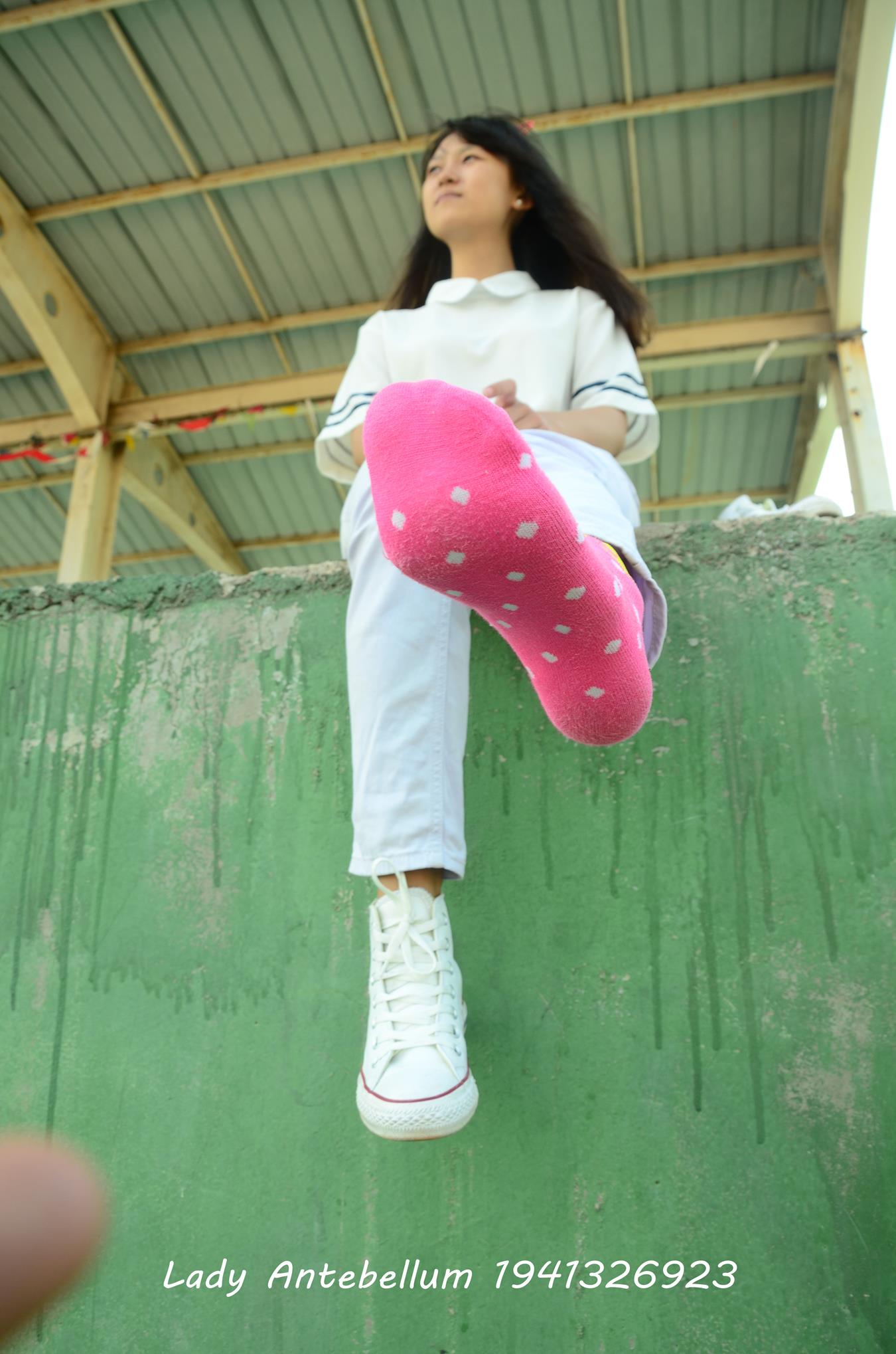 图片[66]-[战前女神] 美腿美足精品摄影套图 002 (2) [66P] – 速更版-美库