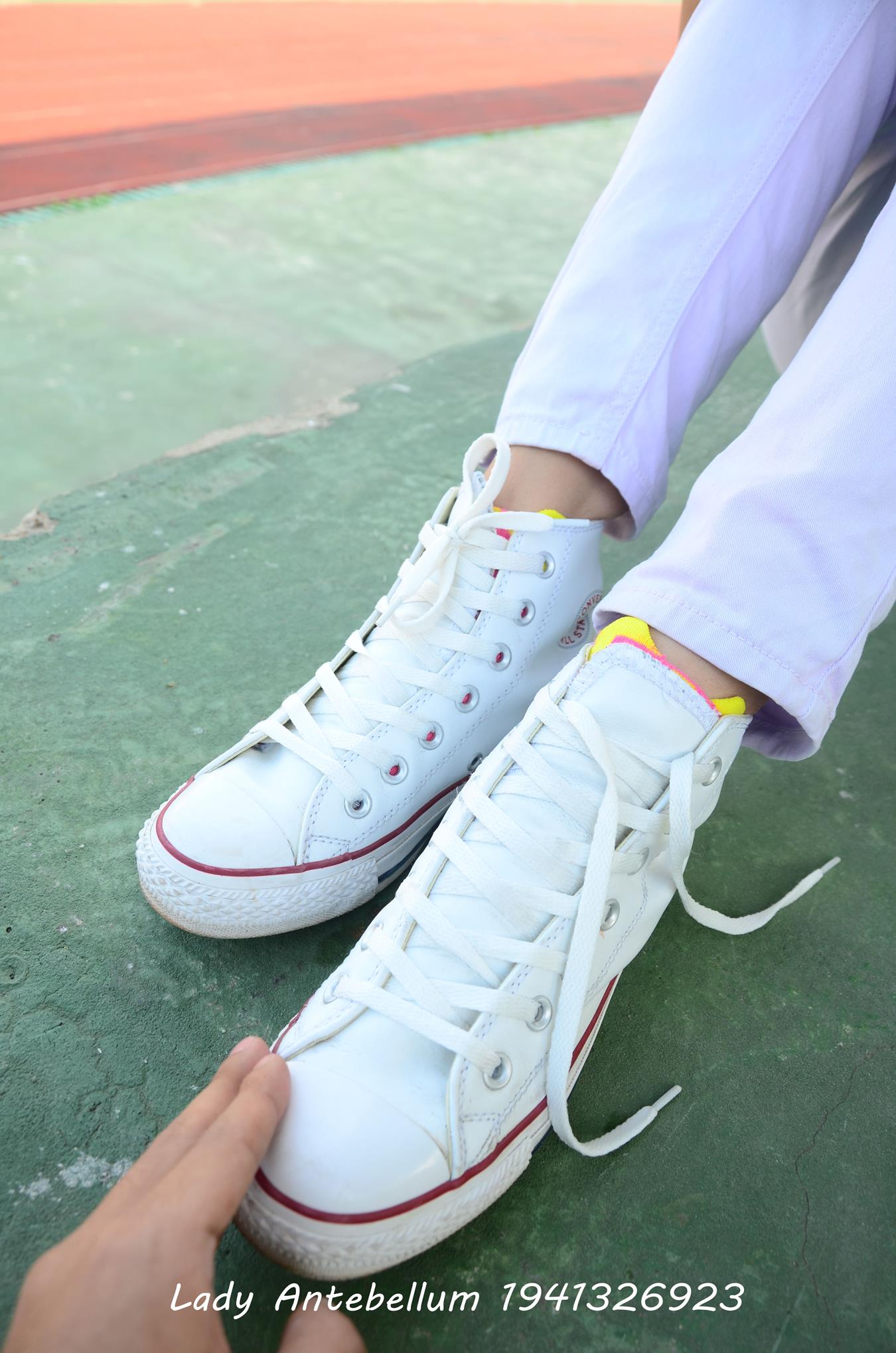 图片[72]-[战前女神] 美腿美足精品摄影套图 002 (1) [84P] – 速更版-美库