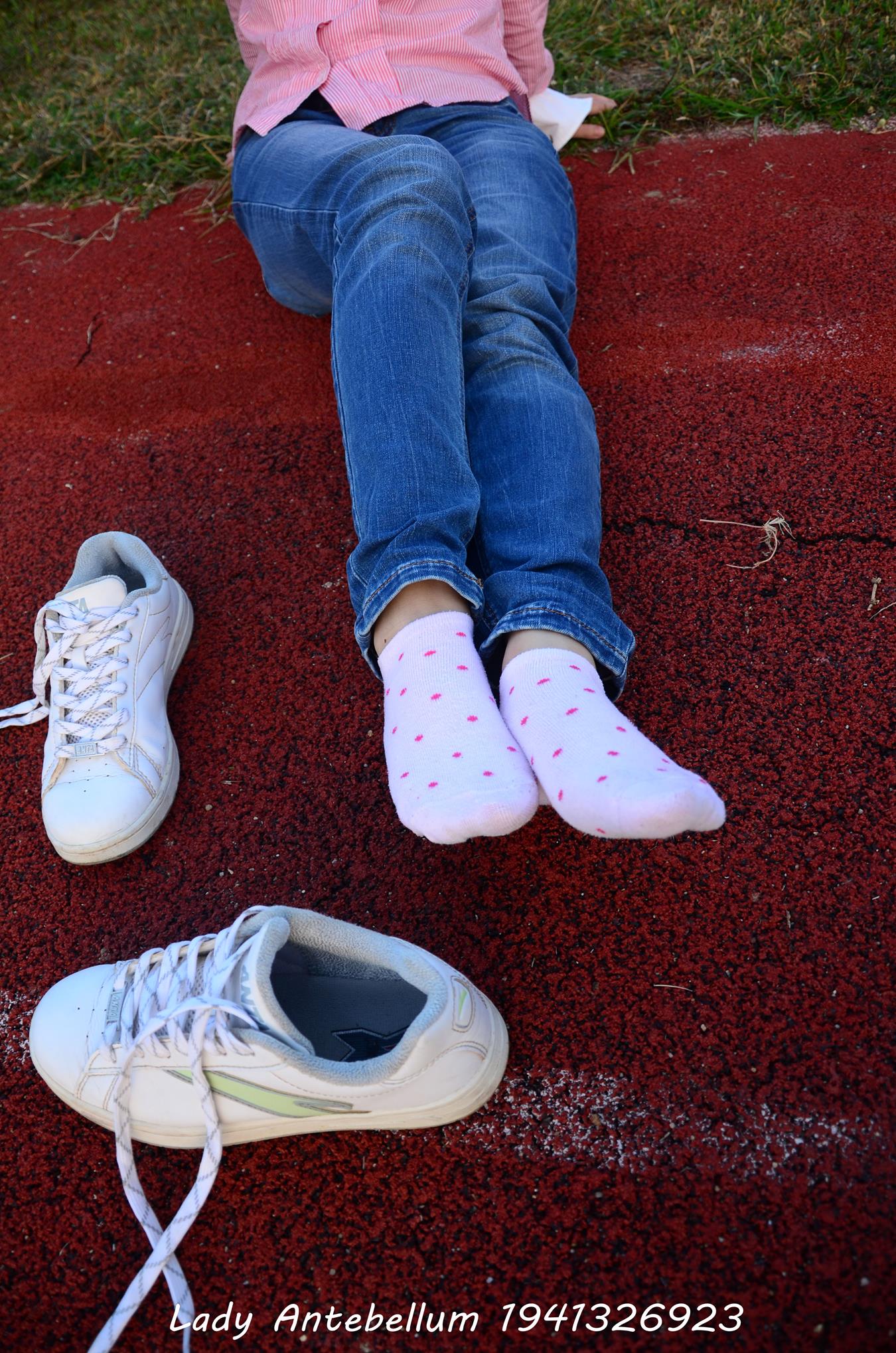 图片[31]-[战前女神] 美腿美足精品摄影套图 003 (2) [73P] – 速更版-美库